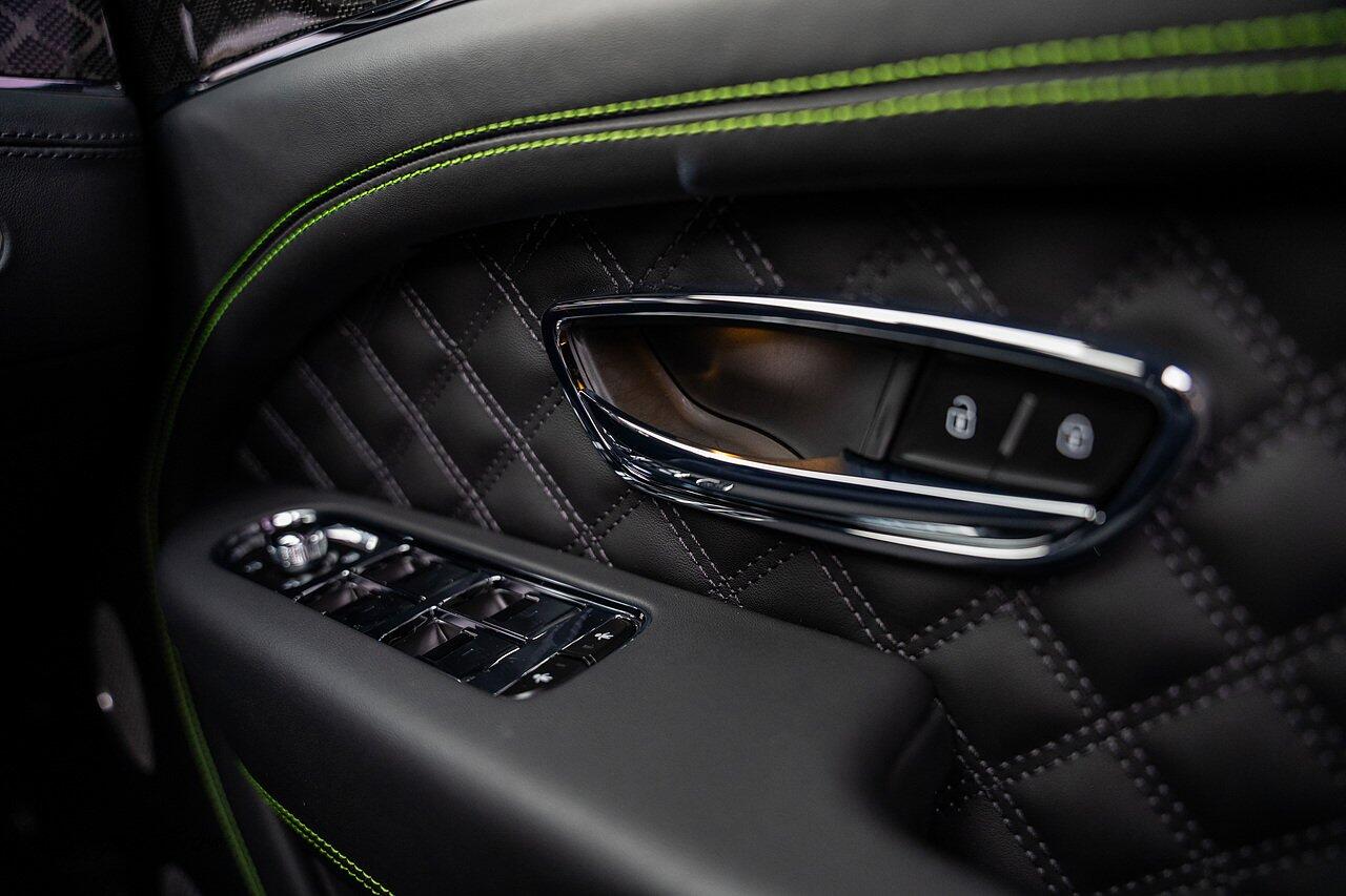 Bentley Bentayga view 102