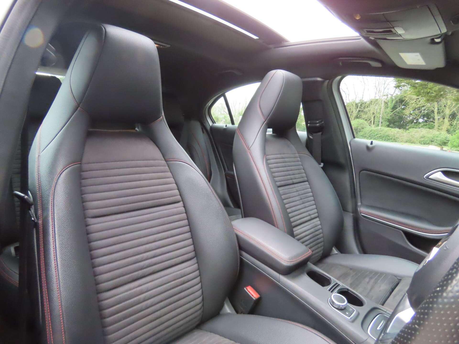 Mercedes-Benz A-Class view 9