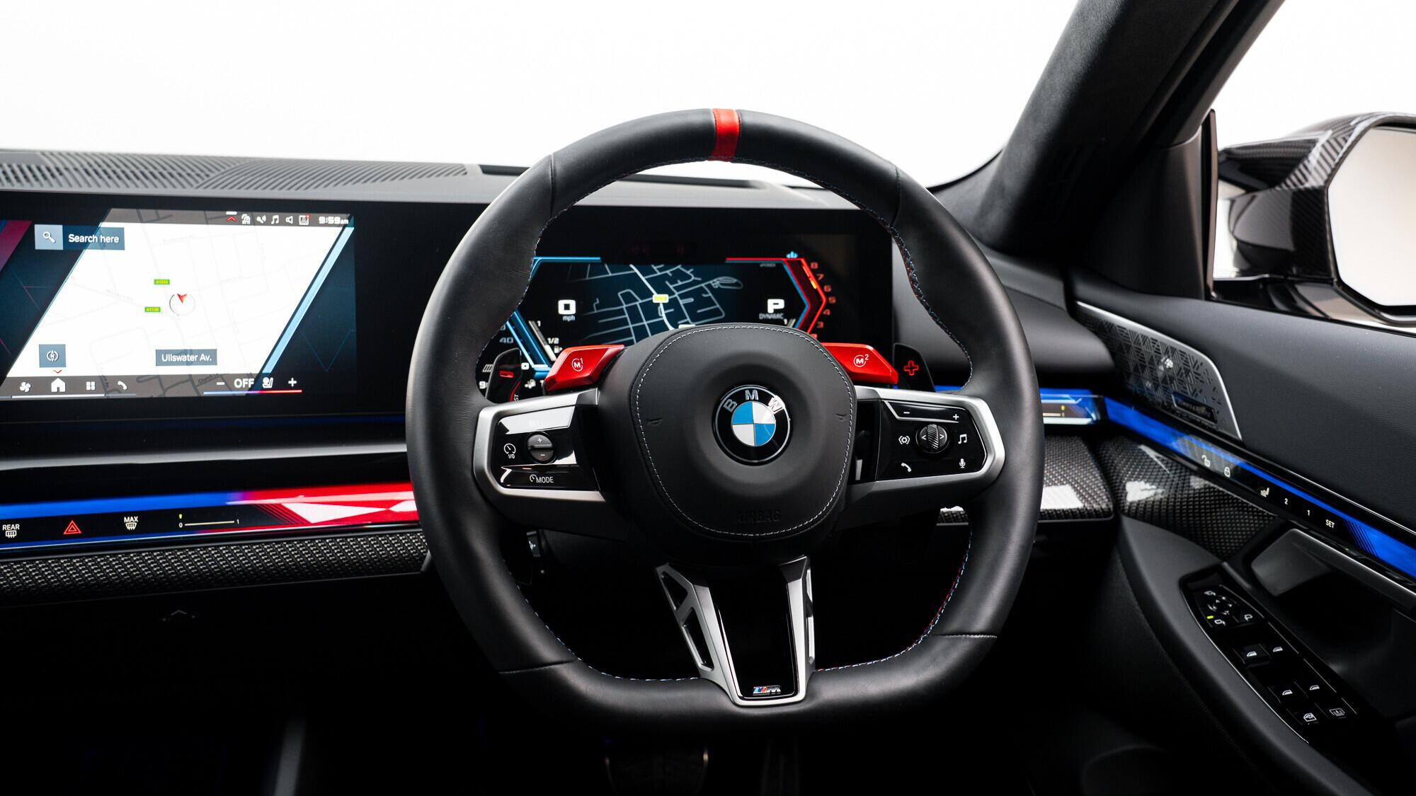 BMW M5 view 25