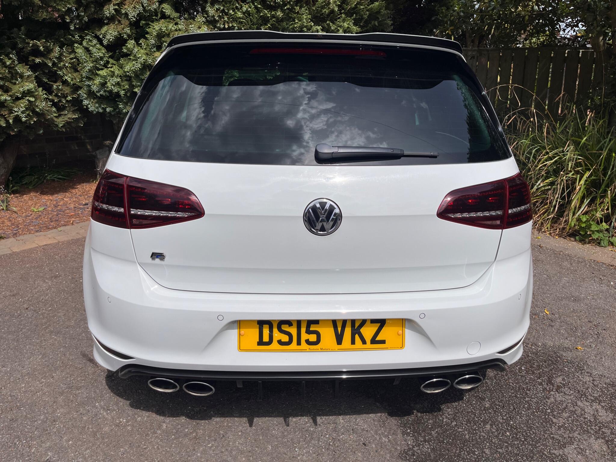 Volkswagen Golf view 13