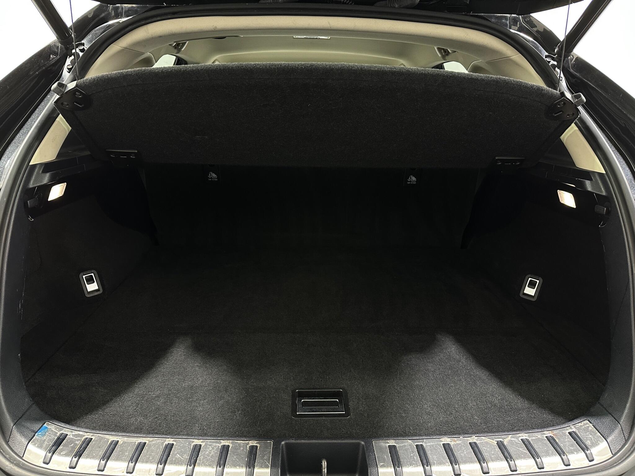 Lexus NX view 47