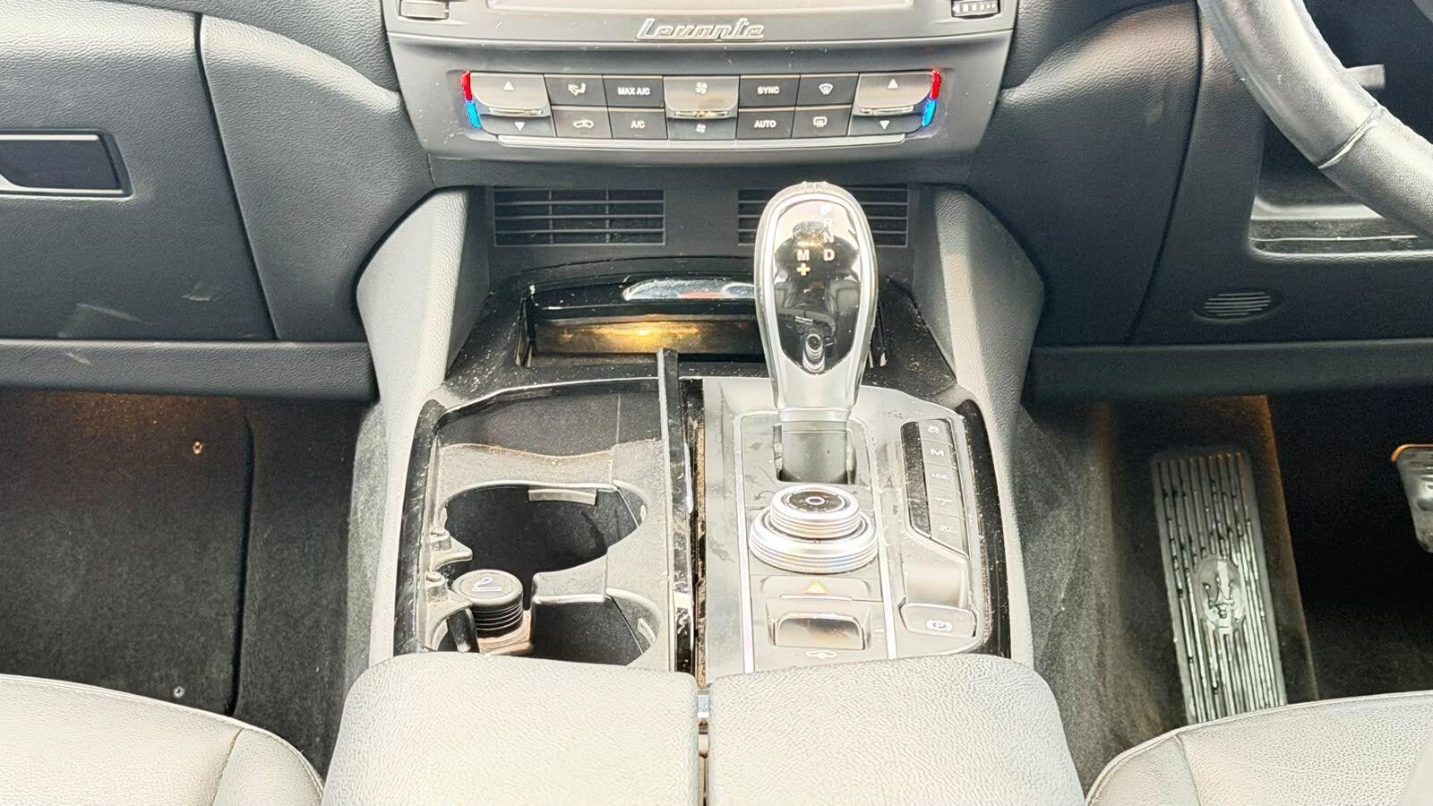 Maserati Levante view 22