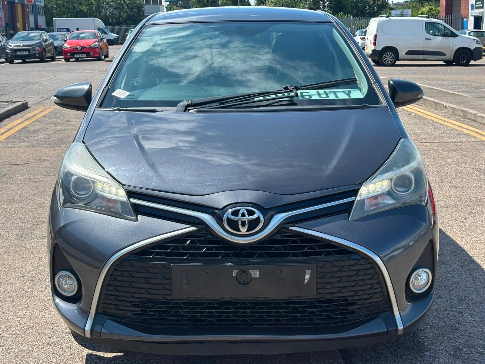 Toyota Yaris view 2