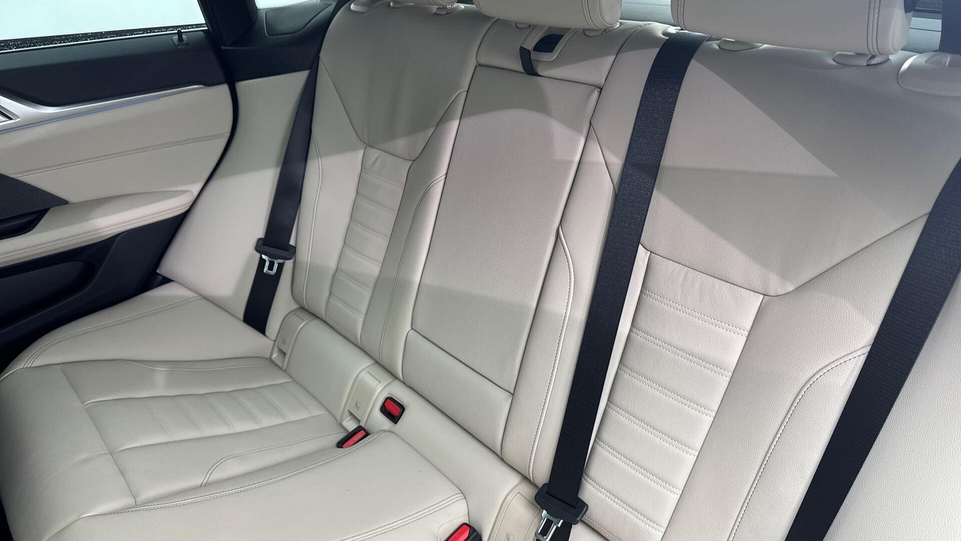 BMW i4 view 12