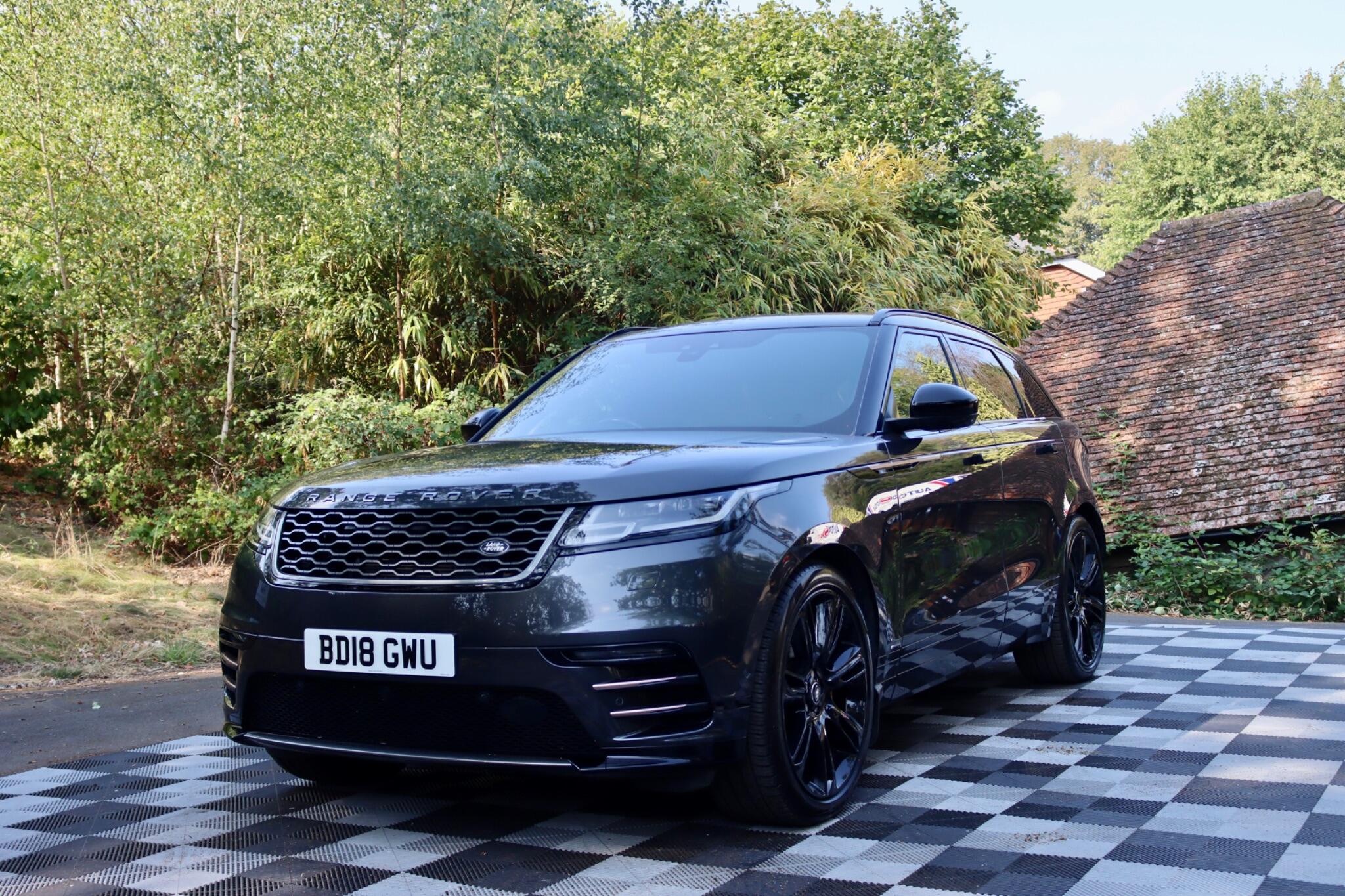 Land Rover Range Rover Velar view 16