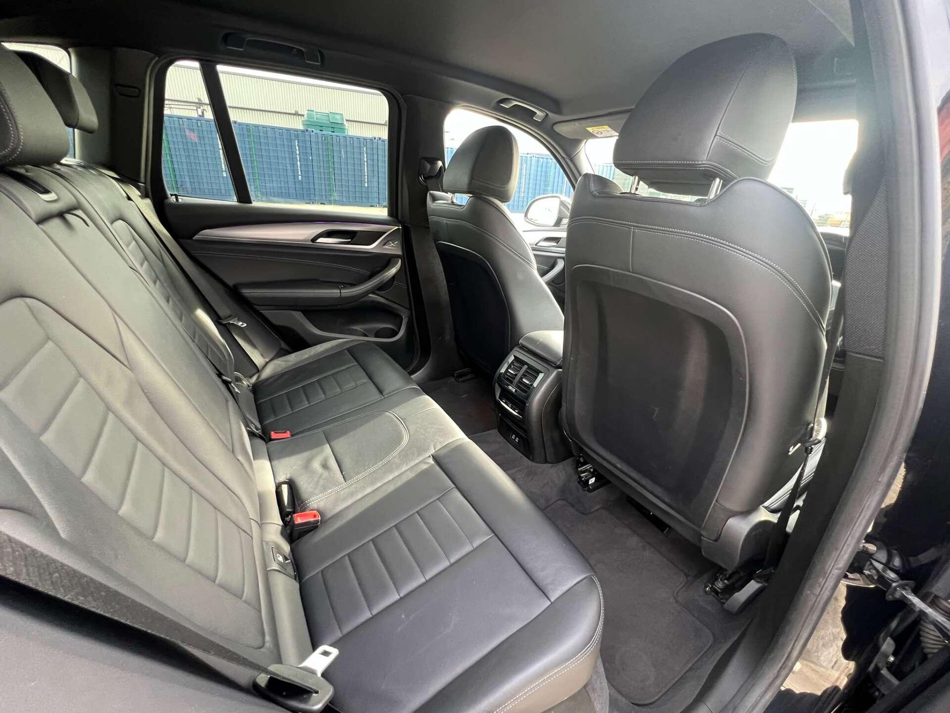 BMW X3 view 33
