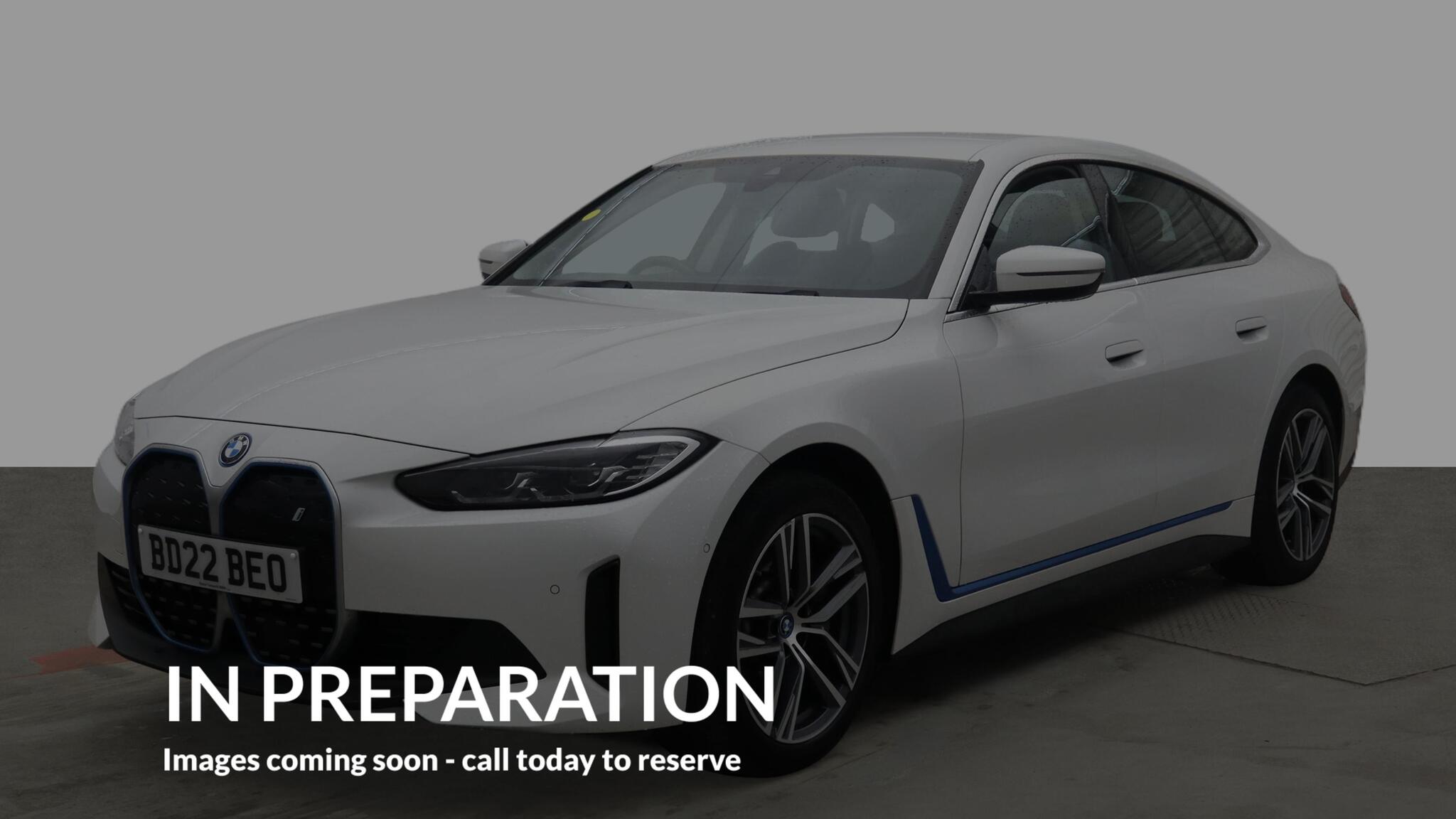 BMW I4 view 2