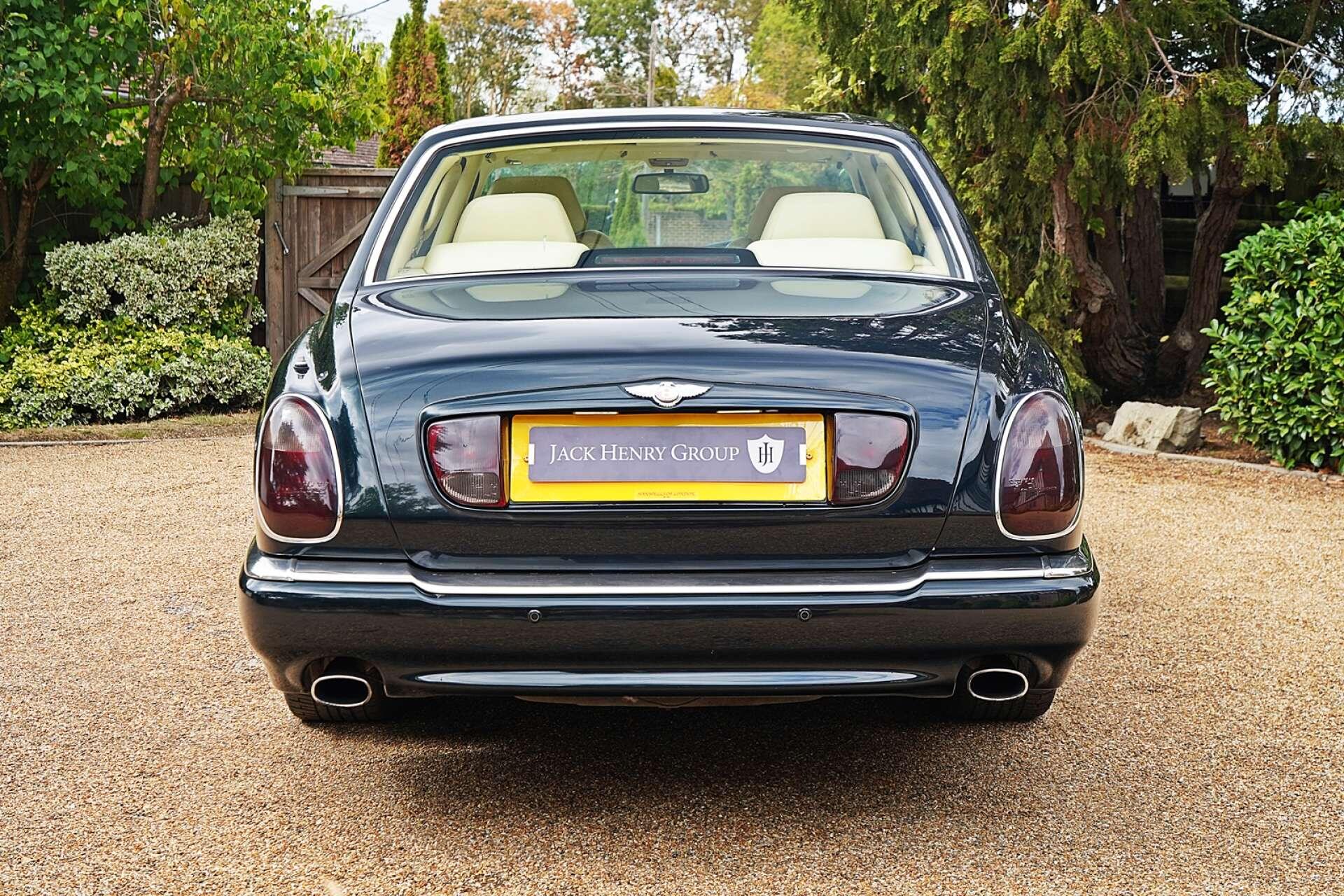 Bentley Arnage view 4