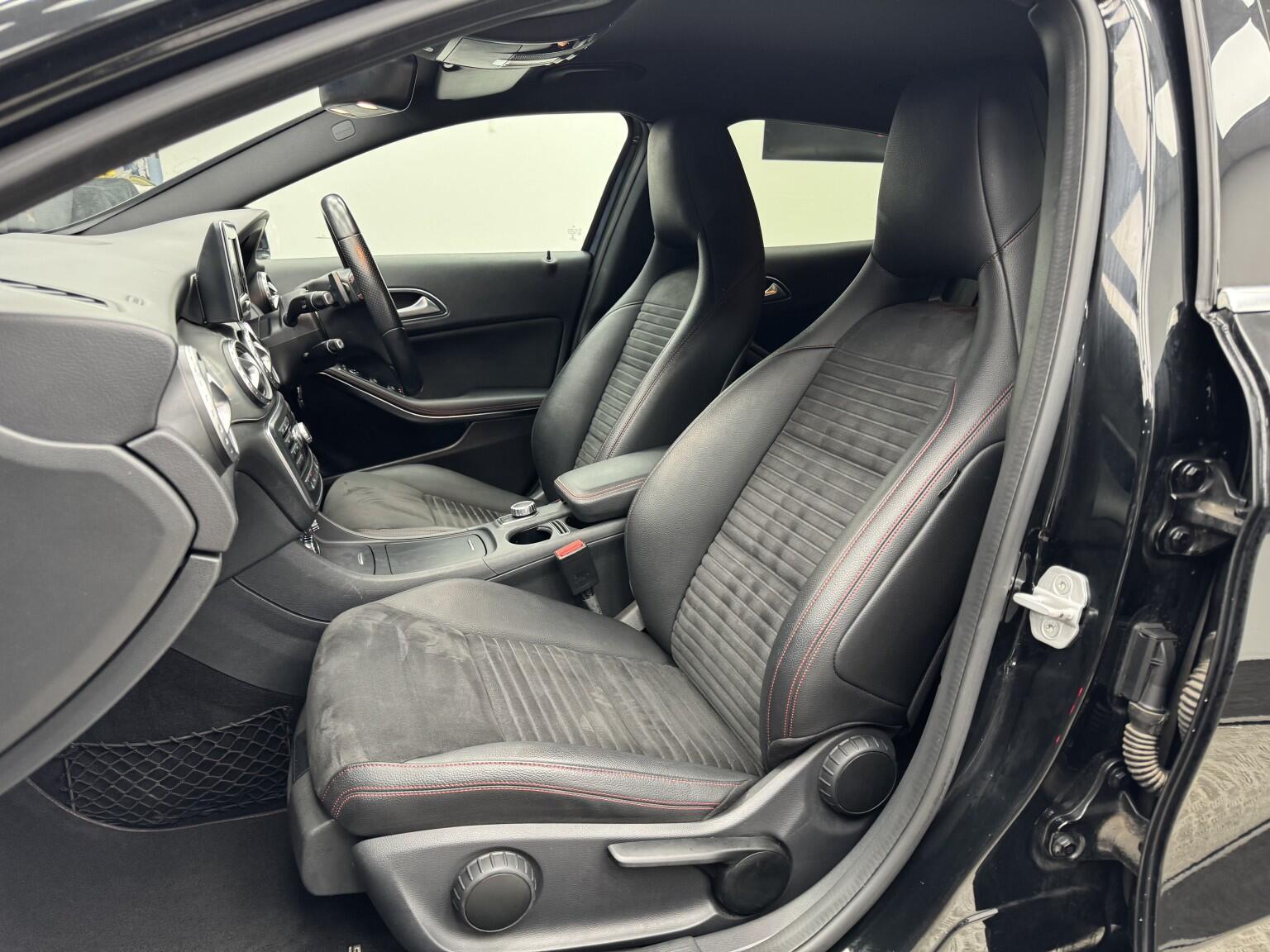 Mercedes-Benz GLA view 5