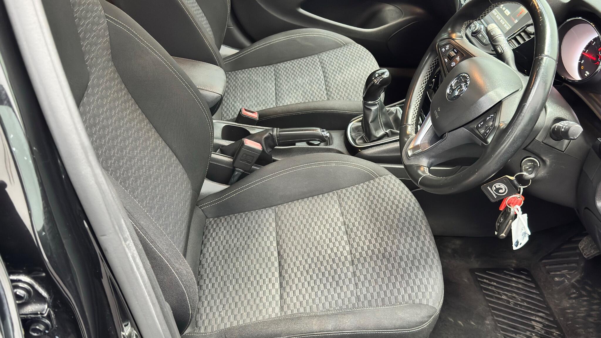 Vauxhall Astra view 39