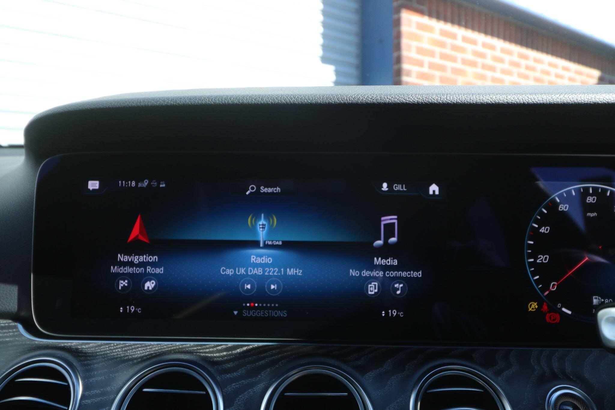 Mercedes-Benz E-Class view 18
