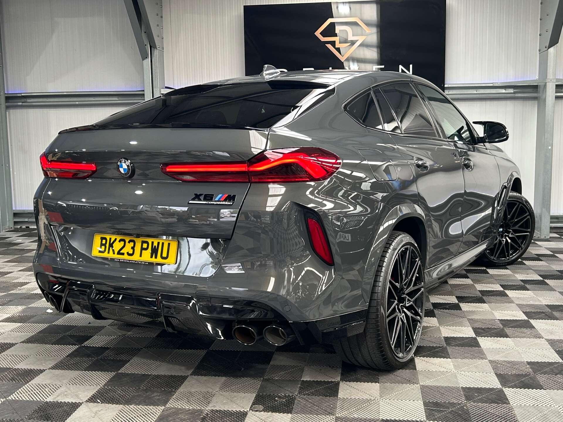 BMW X6 M view 15