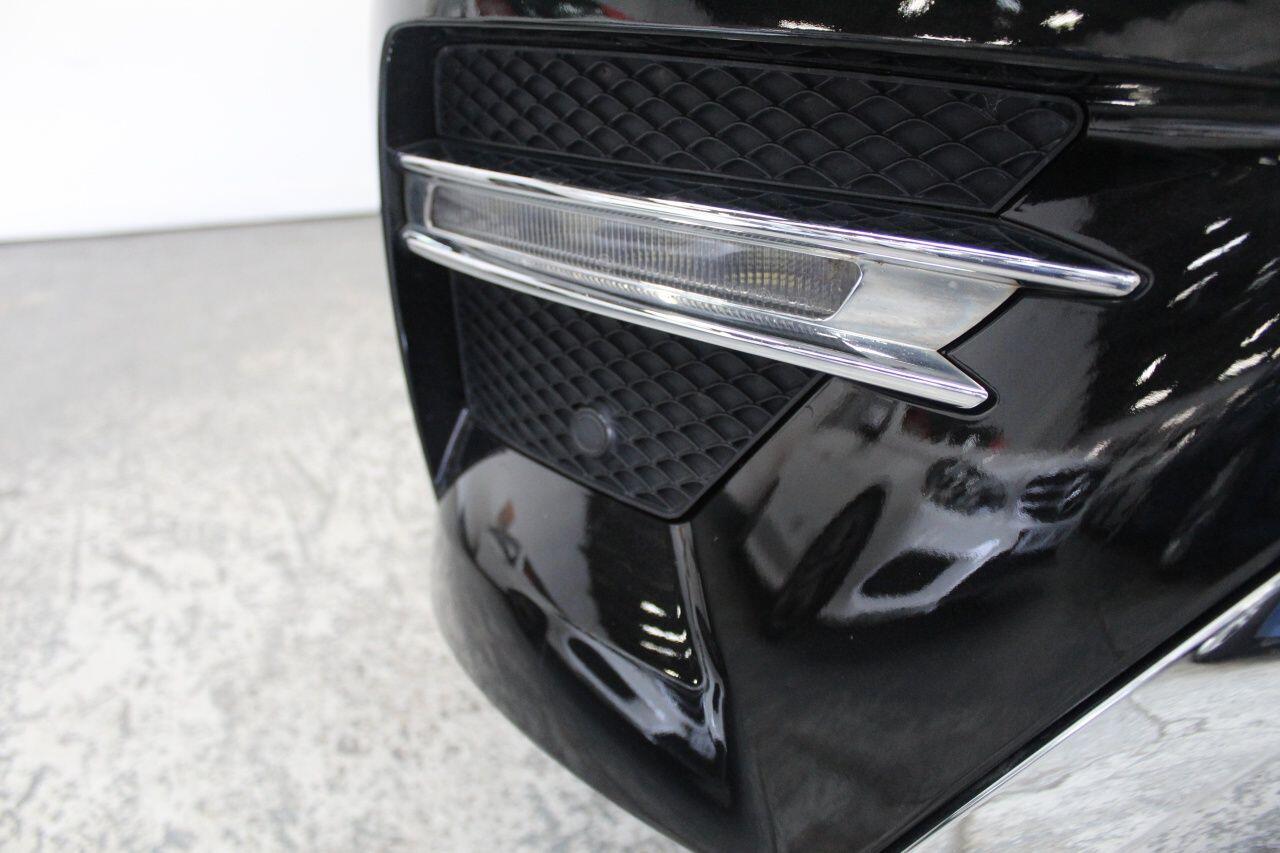 Mercedes-Benz M-Class view 16