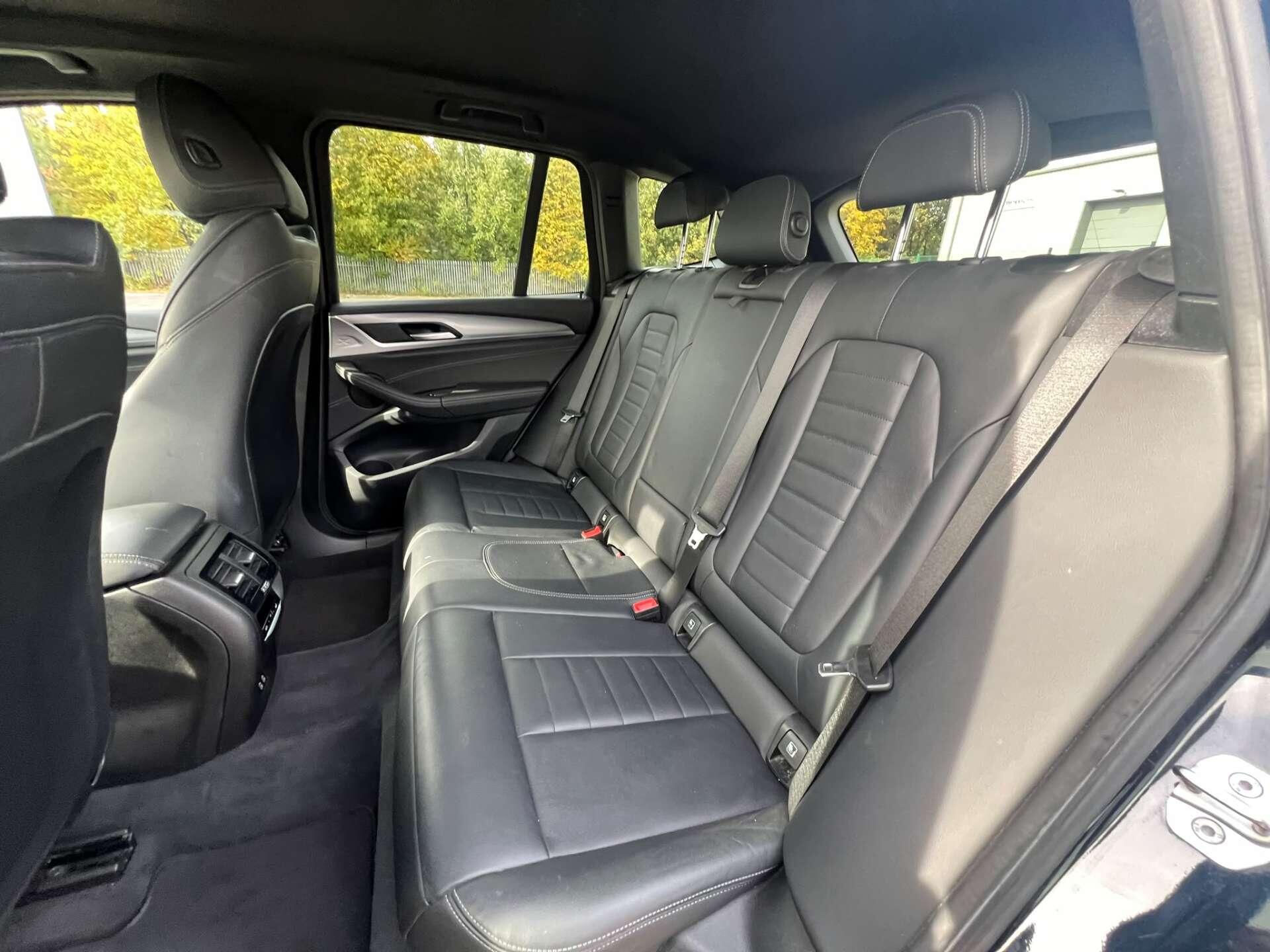 BMW X3 view 19