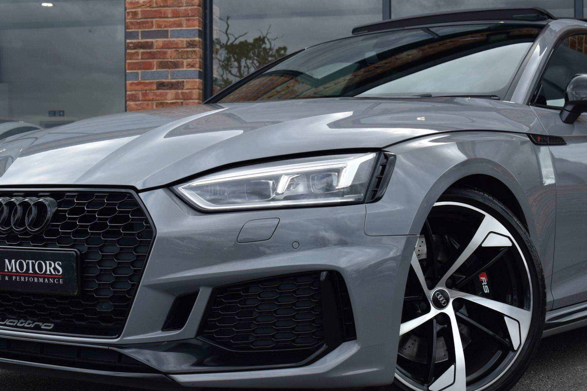 Audi RS5 view 40