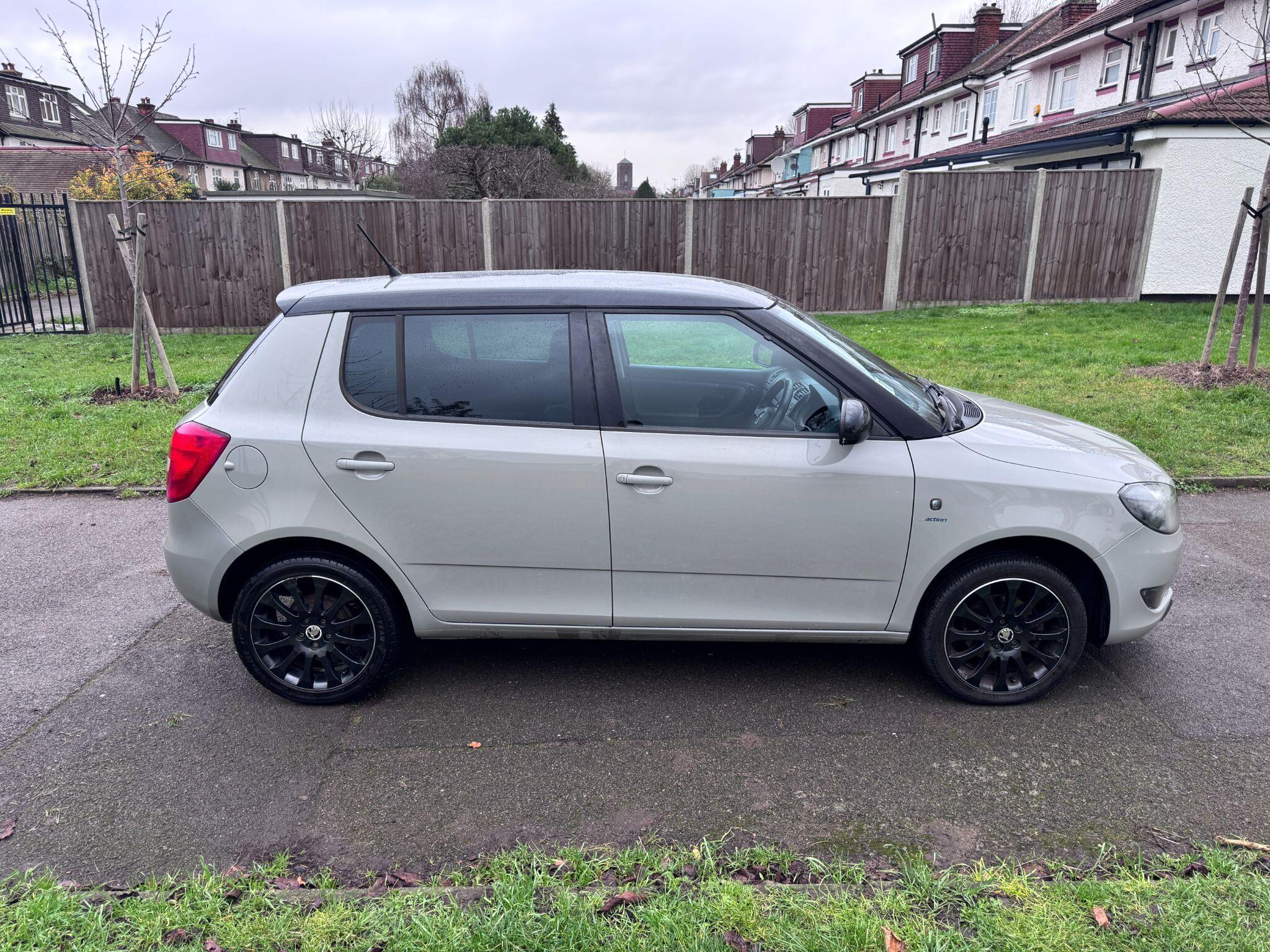 2013 Skoda Fabia image 6