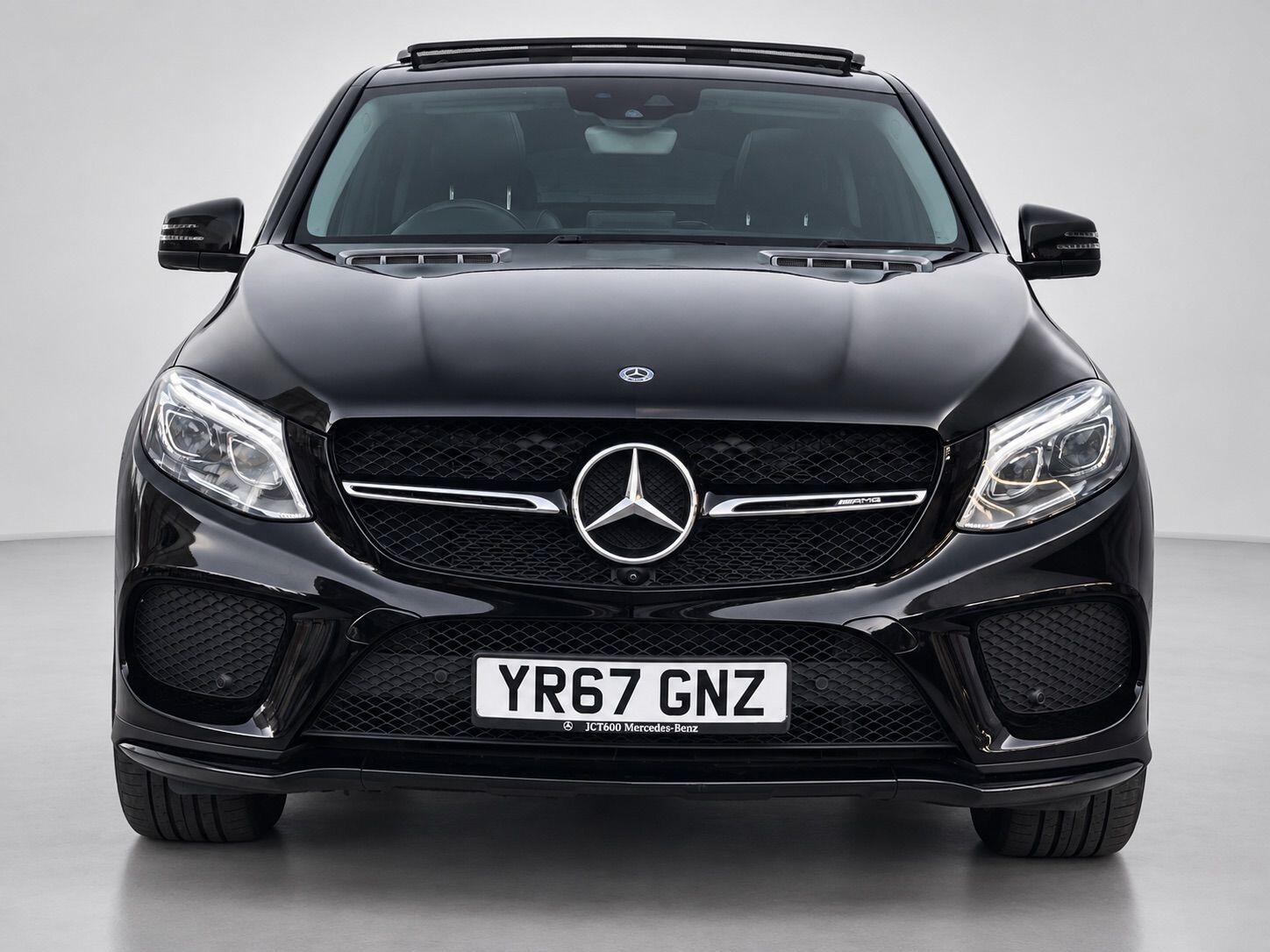 Mercedes-Benz Gle view 3