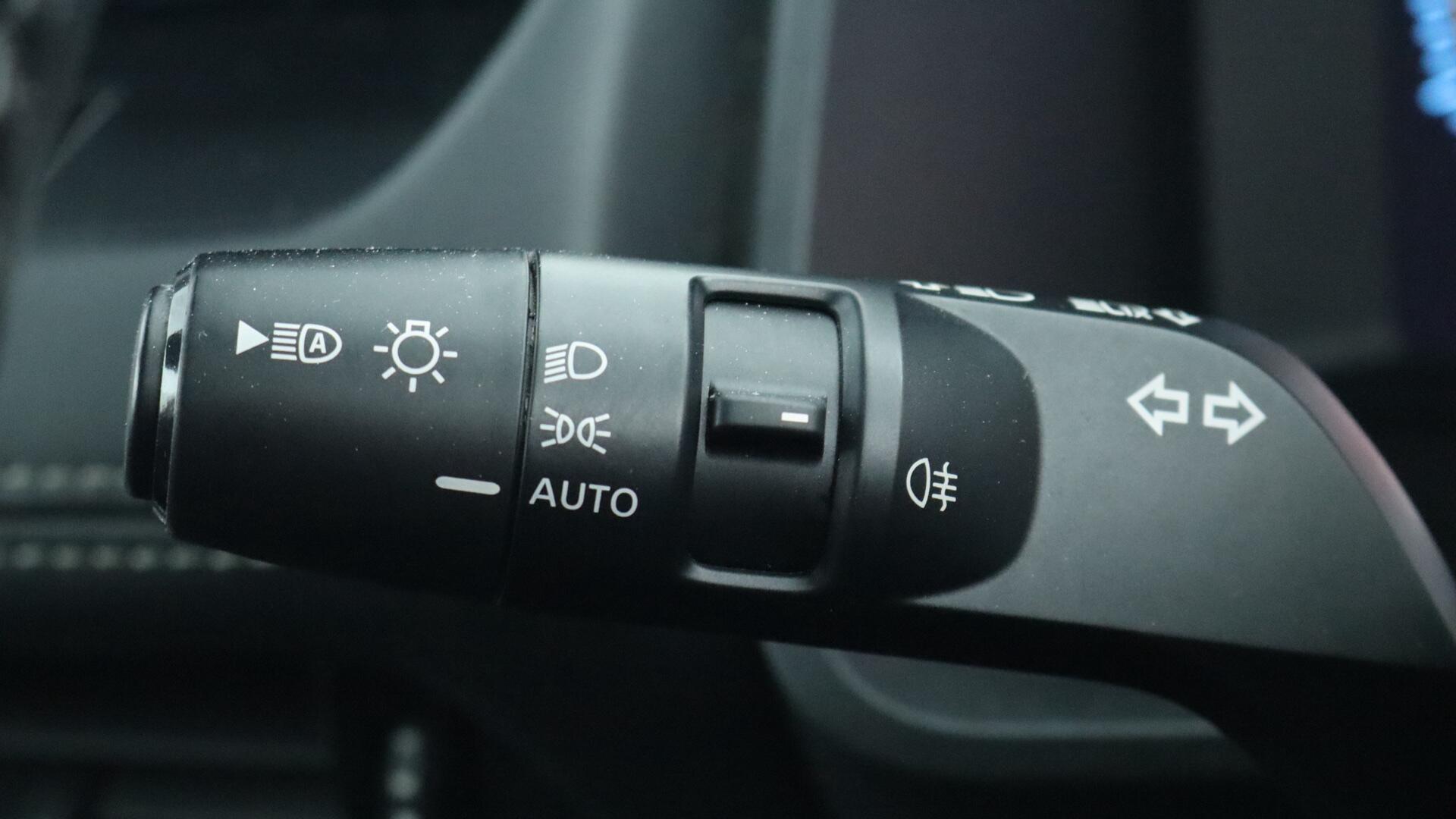 Nissan X-Trail view 18