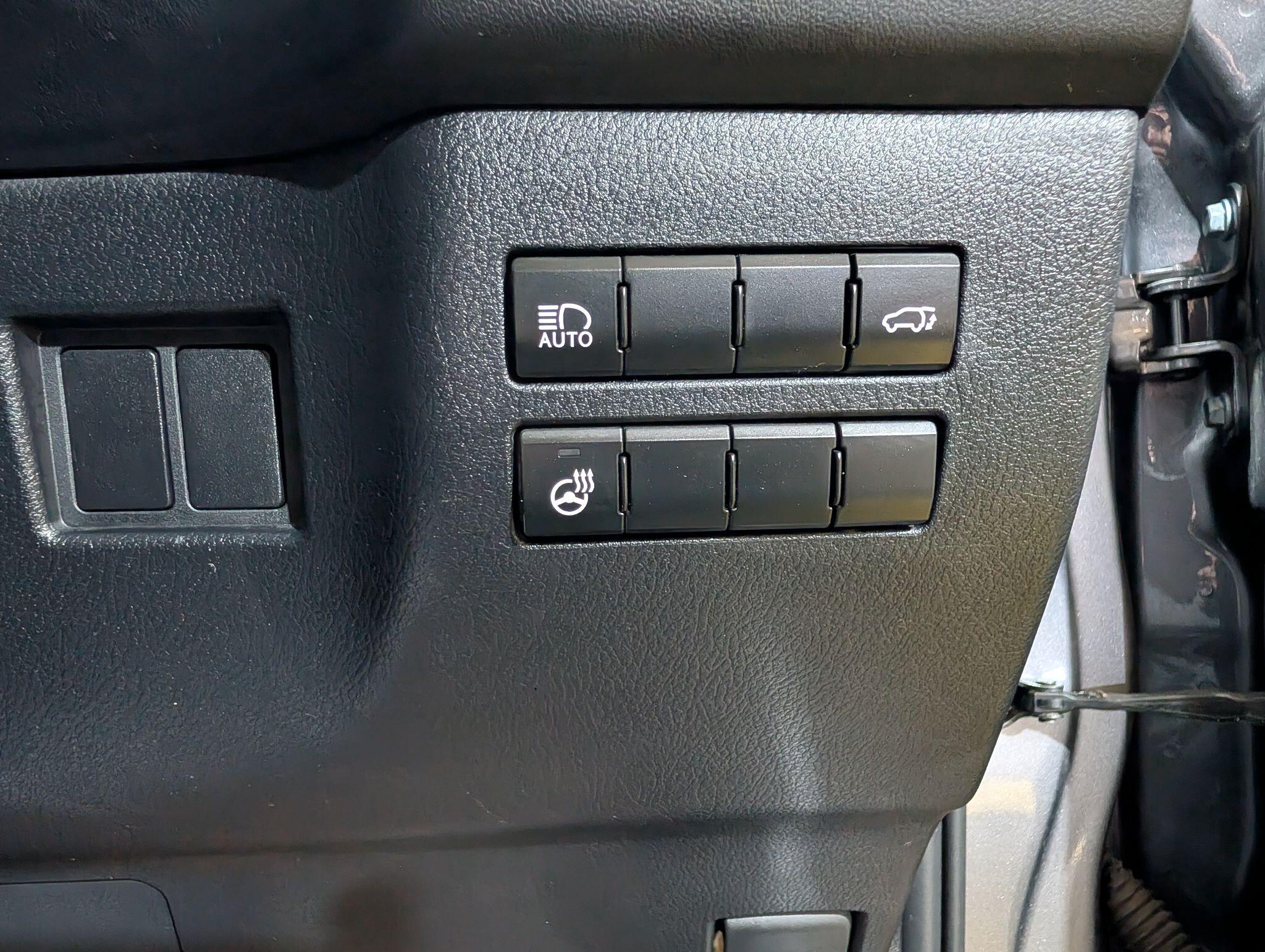Lexus NX view 34