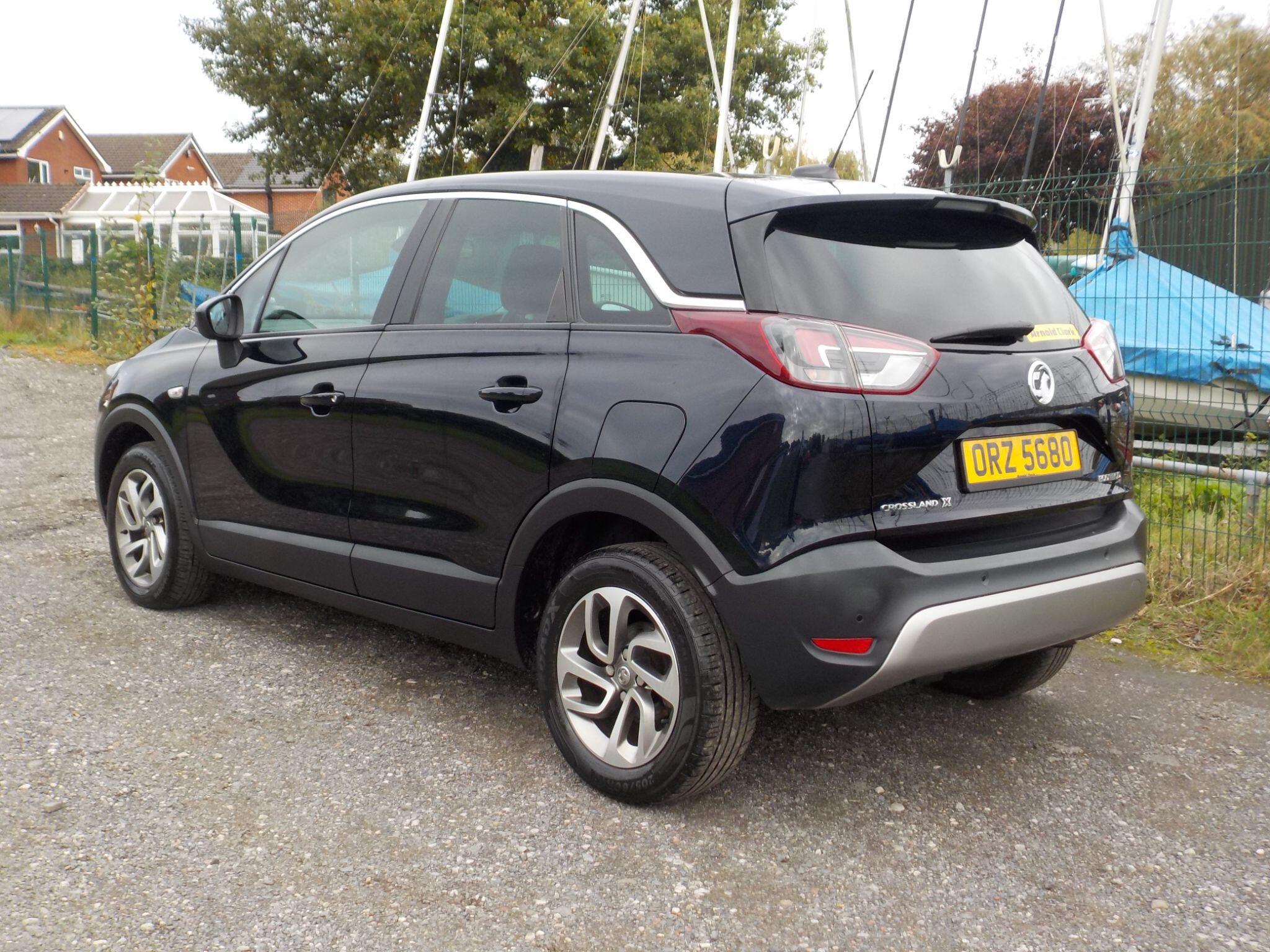 Vauxhall Crossland X 1.5 Turbo D ecoTEC Tech Line Nav Euro 6 (s/s) 5dr