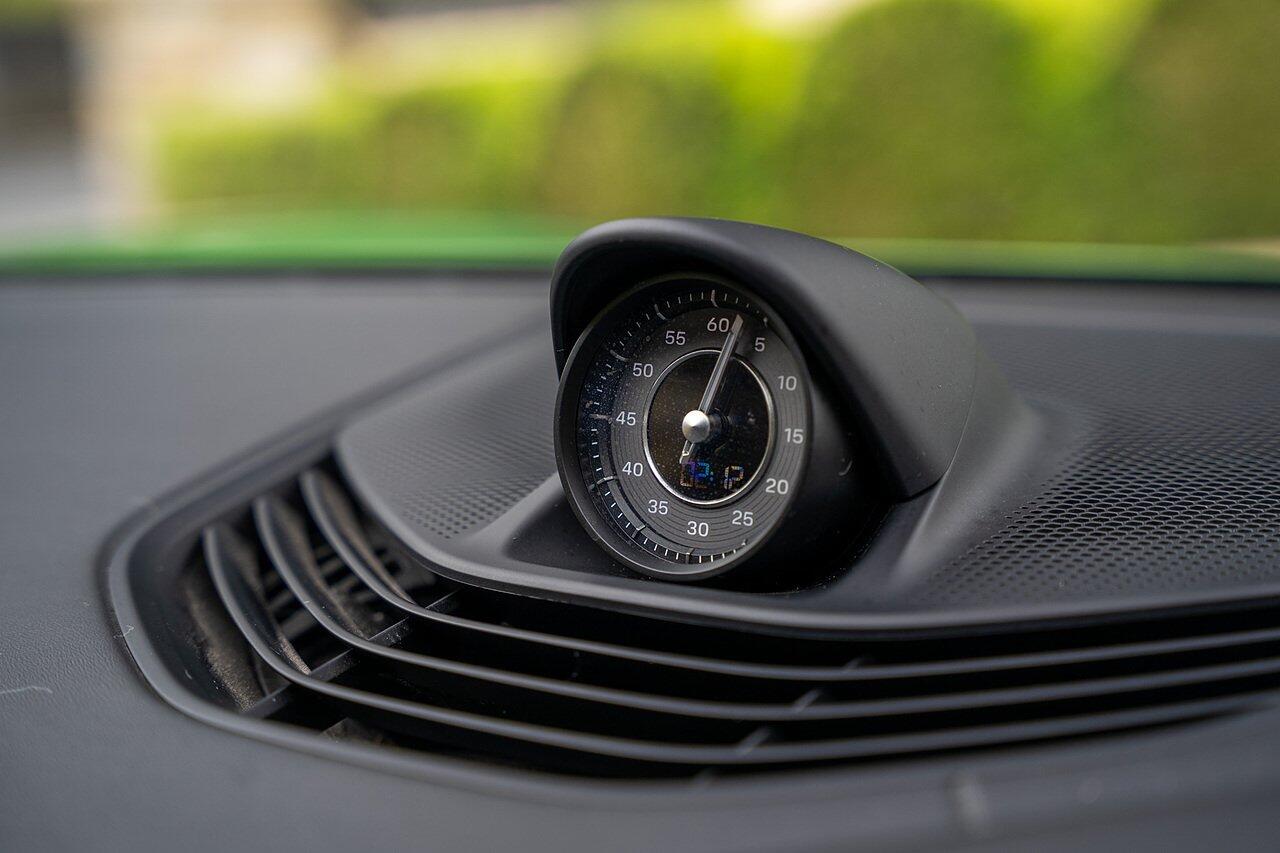 Porsche Taycan view 66