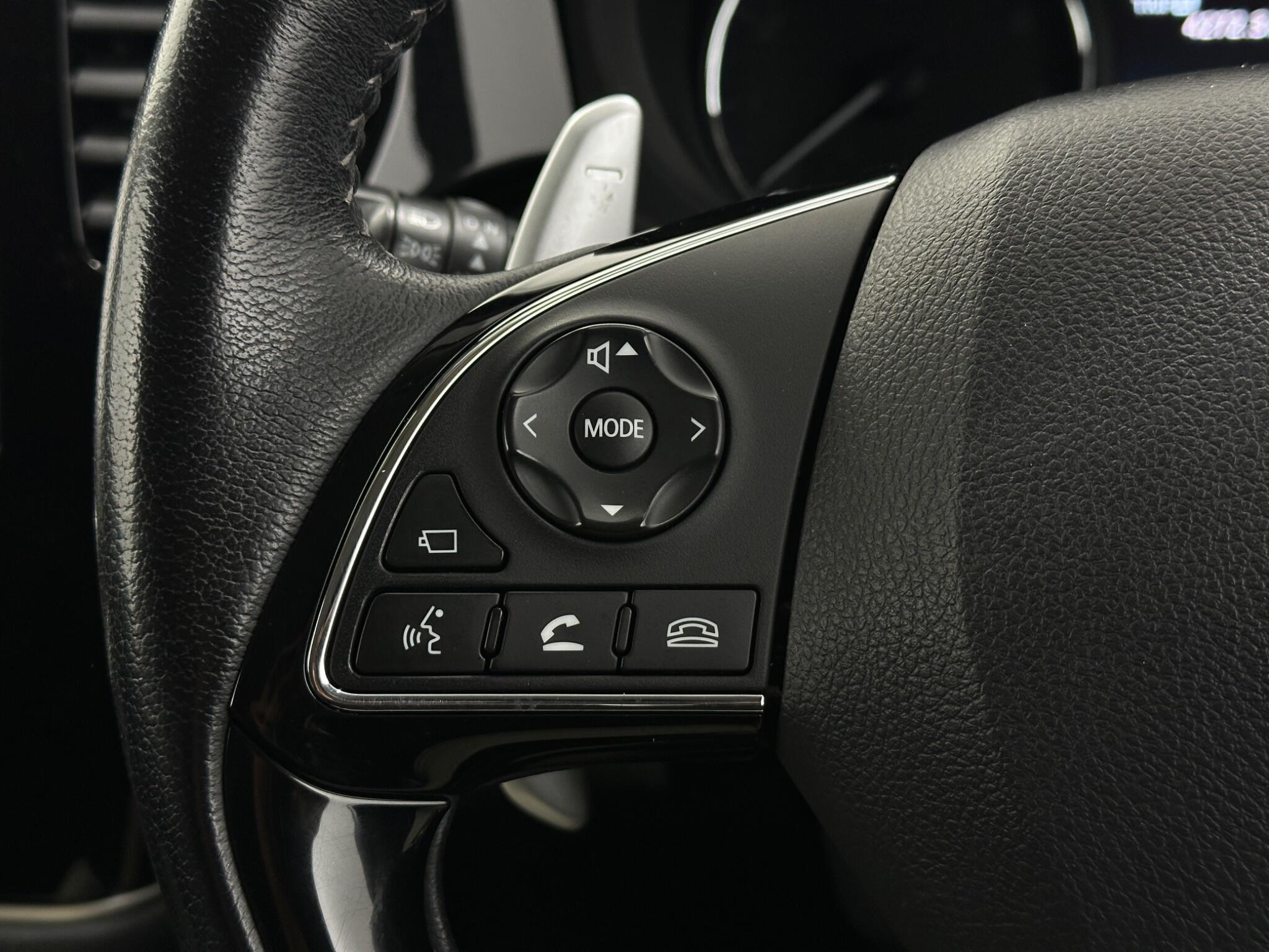 Mitsubishi Outlander view 15
