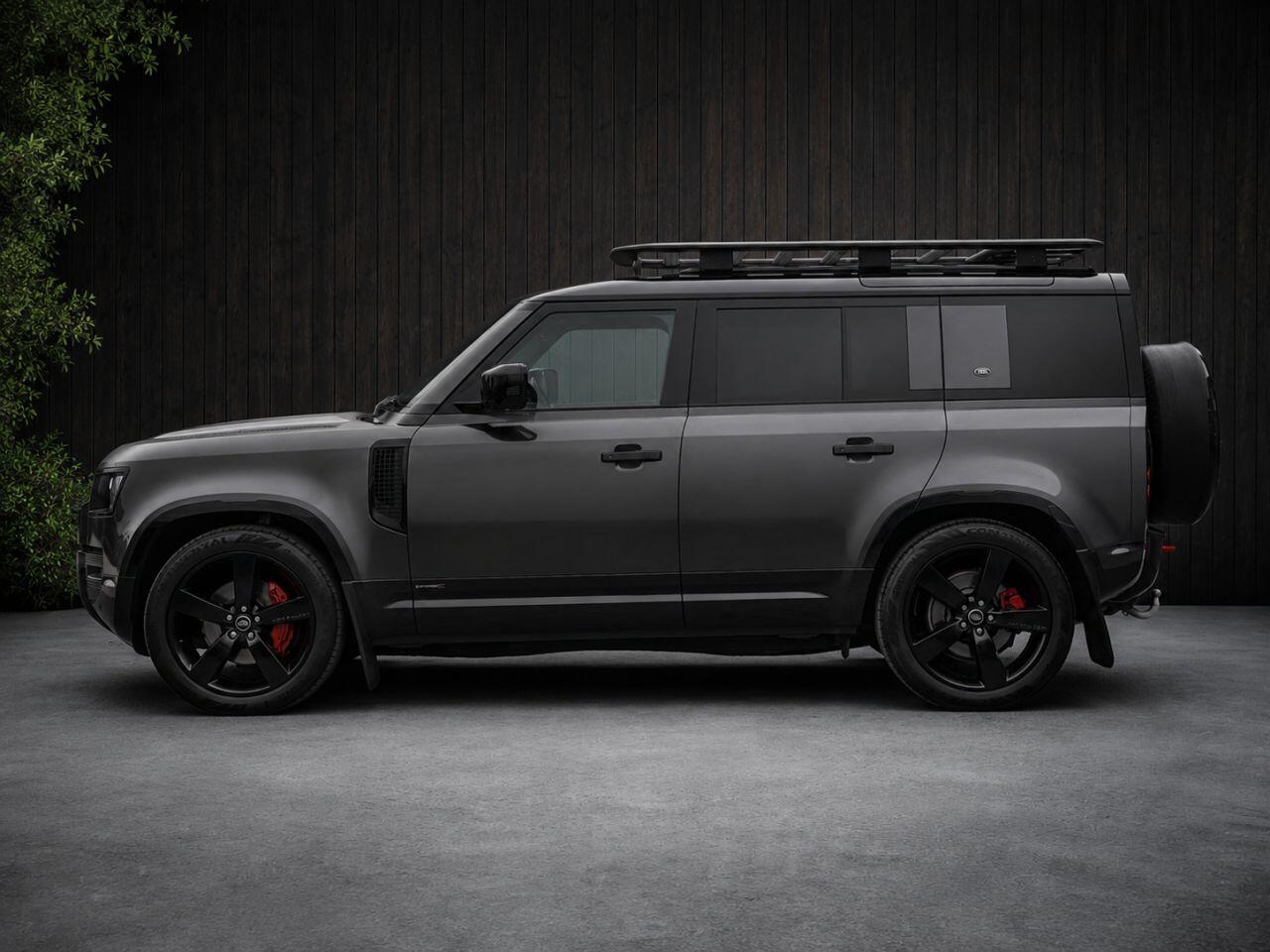 Land Rover Defender view 14