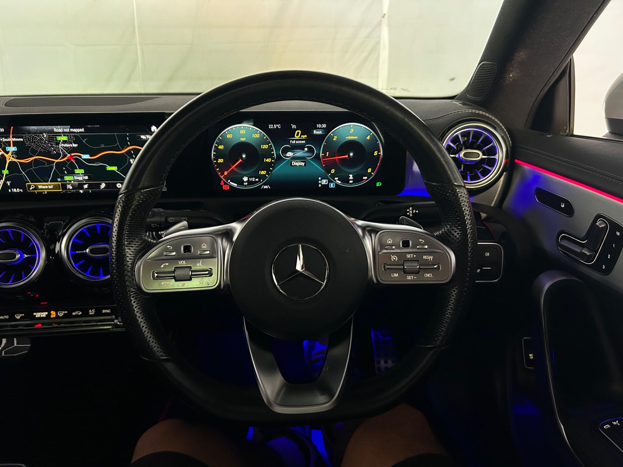 Mercedes-Benz Cla view 44