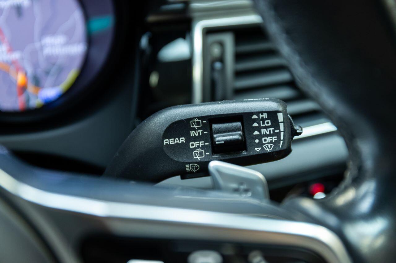 Porsche Macan view 40