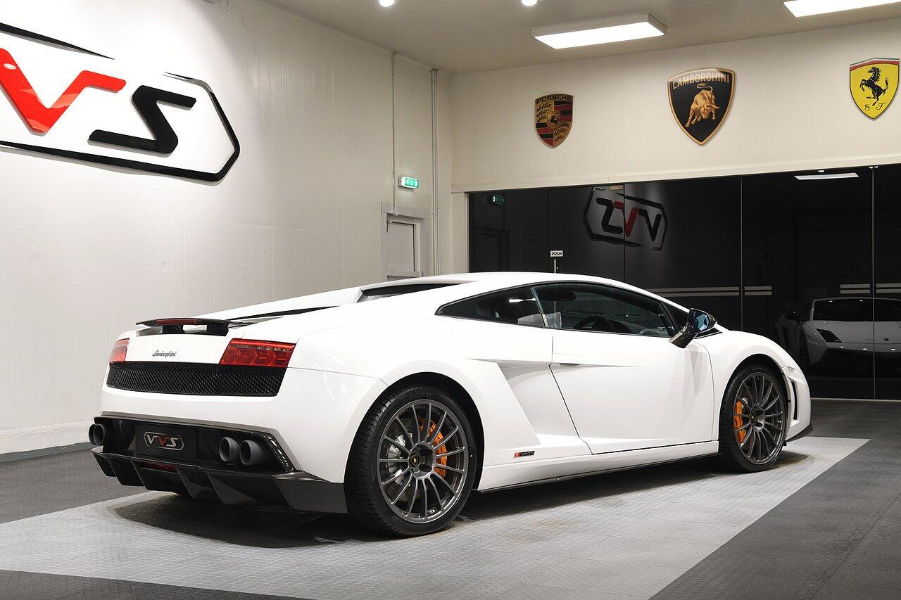 Lamborghini Gallardo view 36