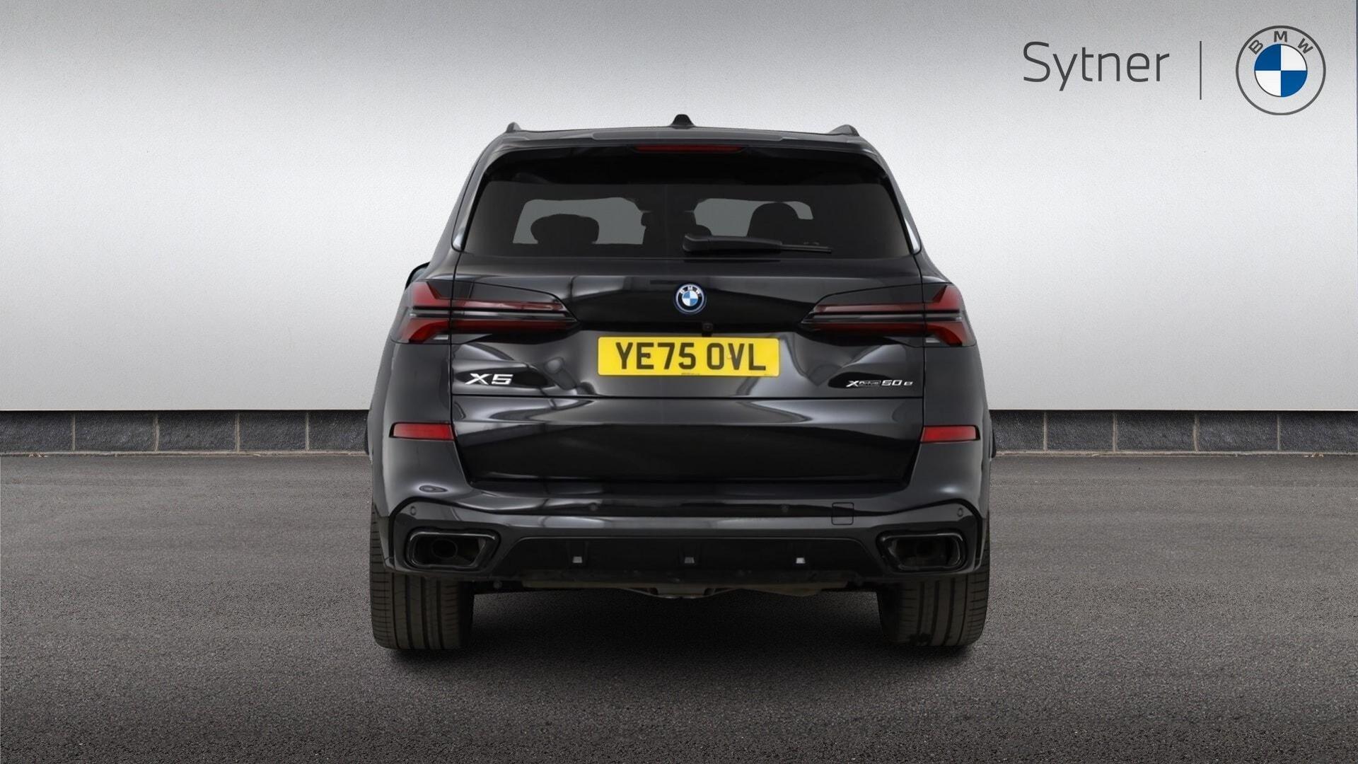 BMW X5 view 15