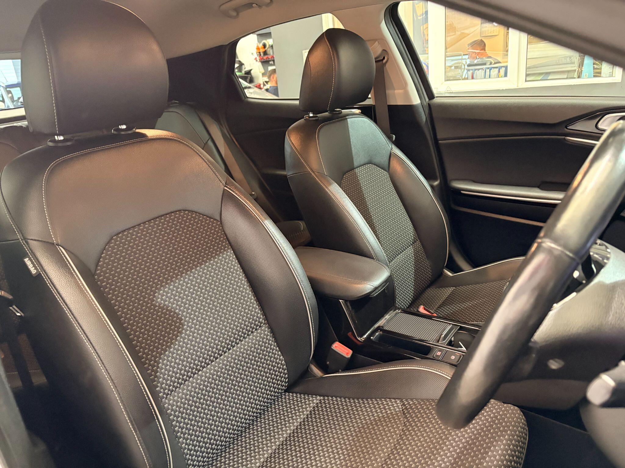 Kia Xceed view 31