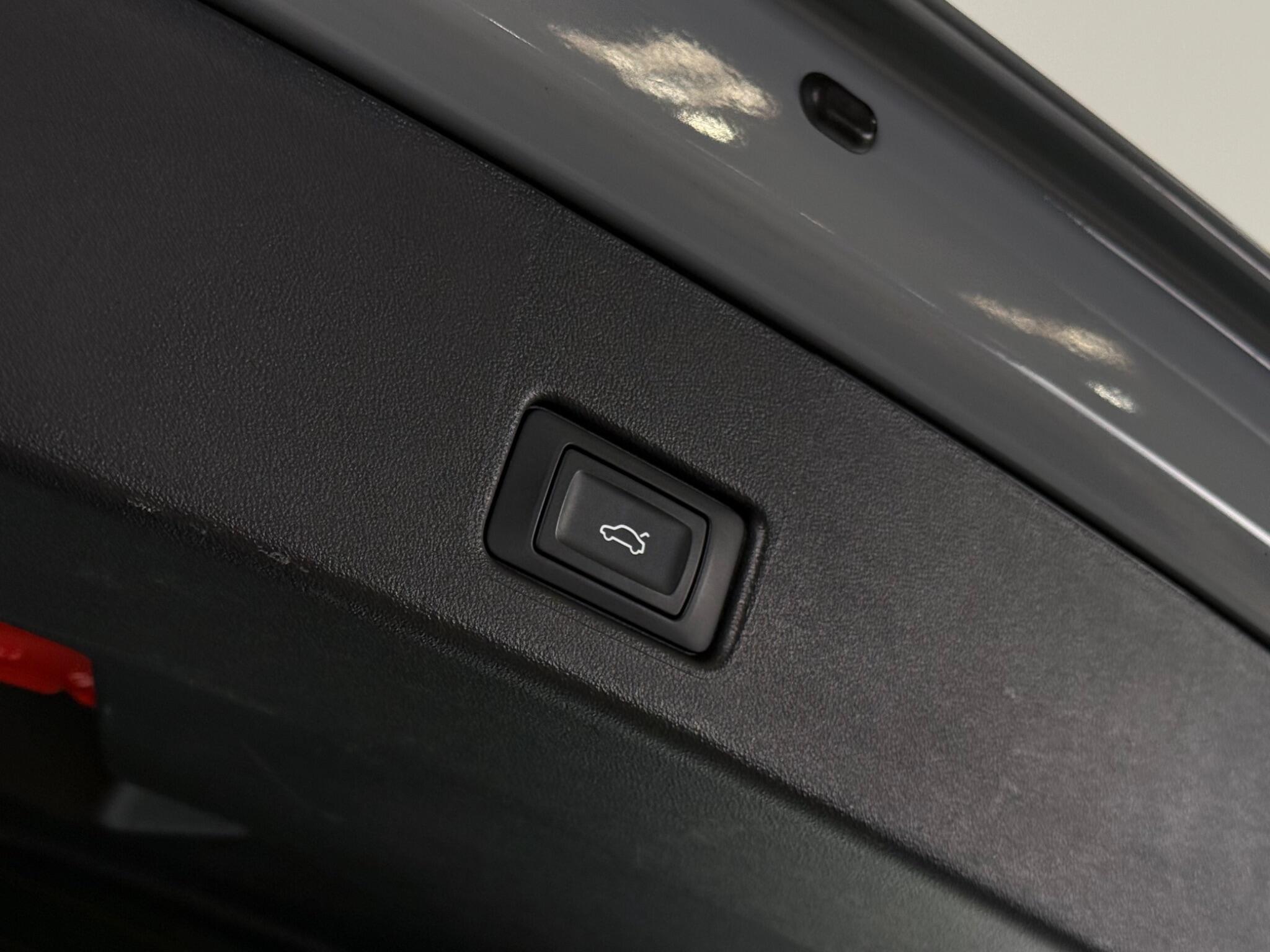 Audi Q4 E-Tron view 11