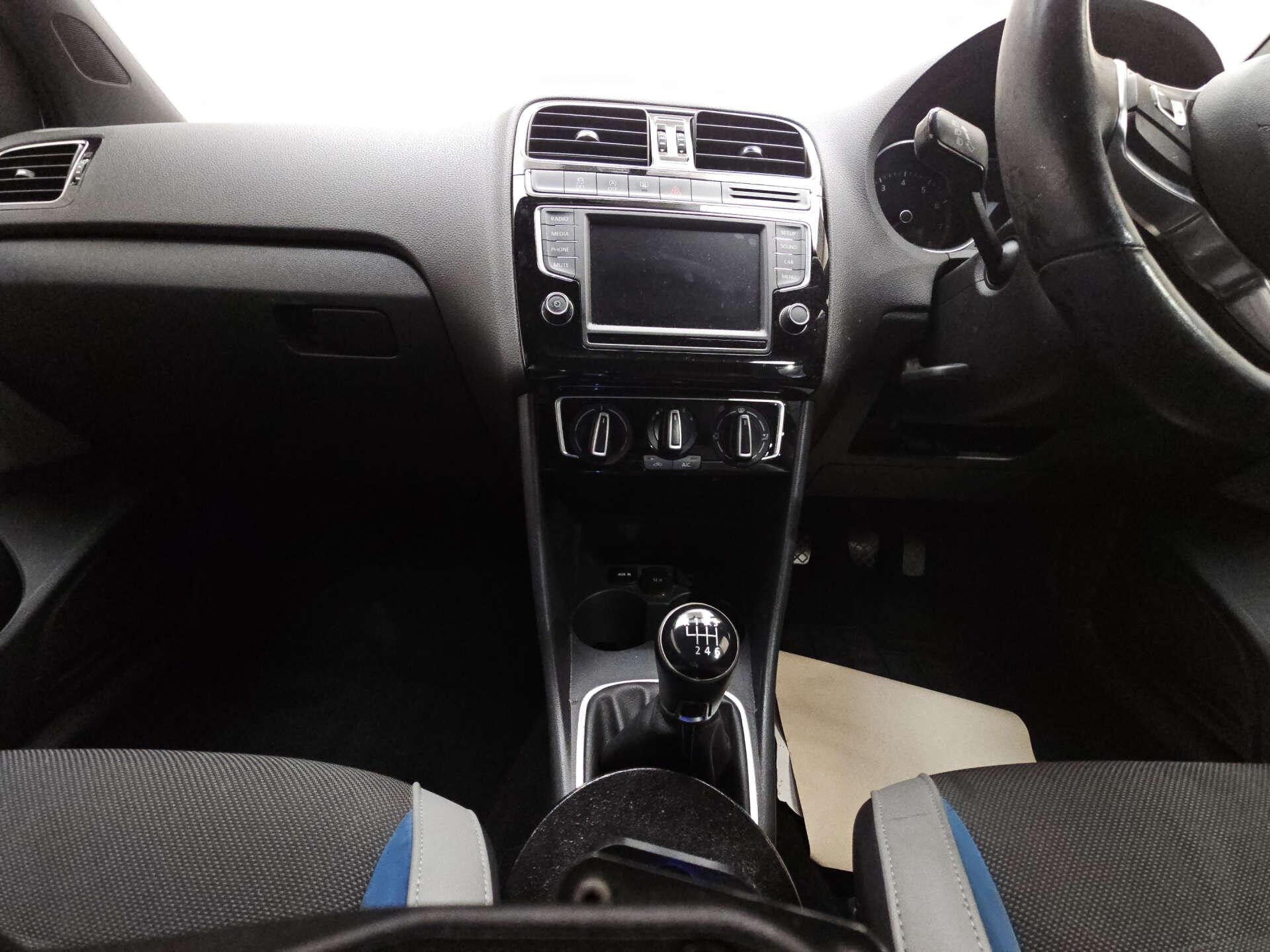 Peugeot 2008 view 7