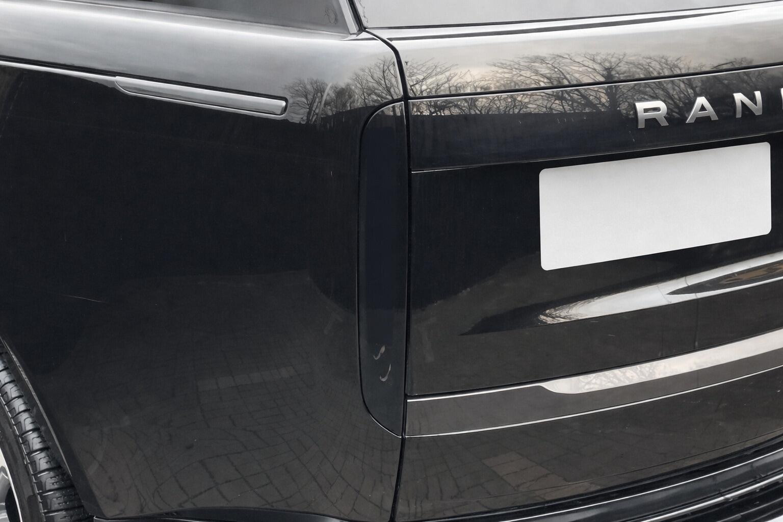 Land Rover Range Rover view 16