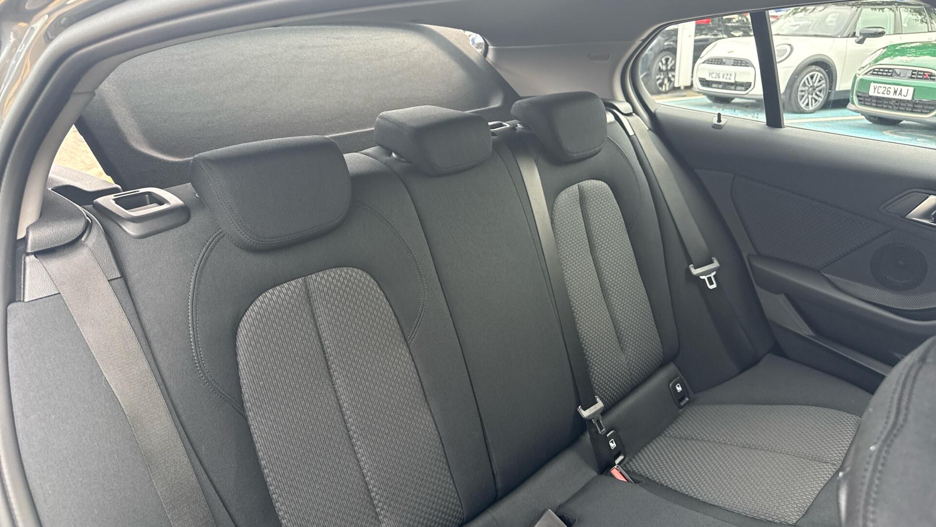 BMW 1 Series view 12