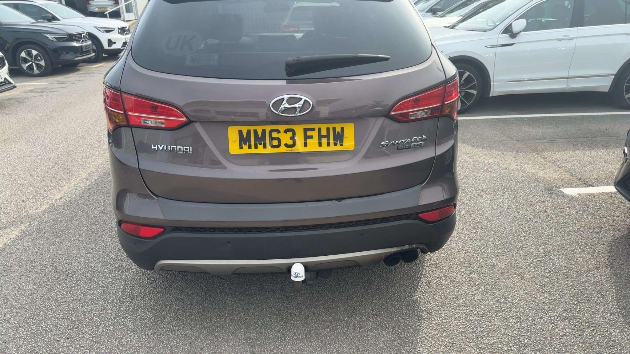 Hyundai Santa FE view 6