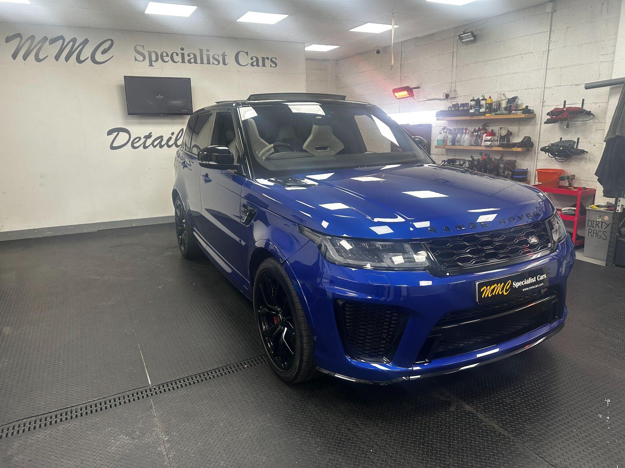 Land Rover Discovery Sport view 5