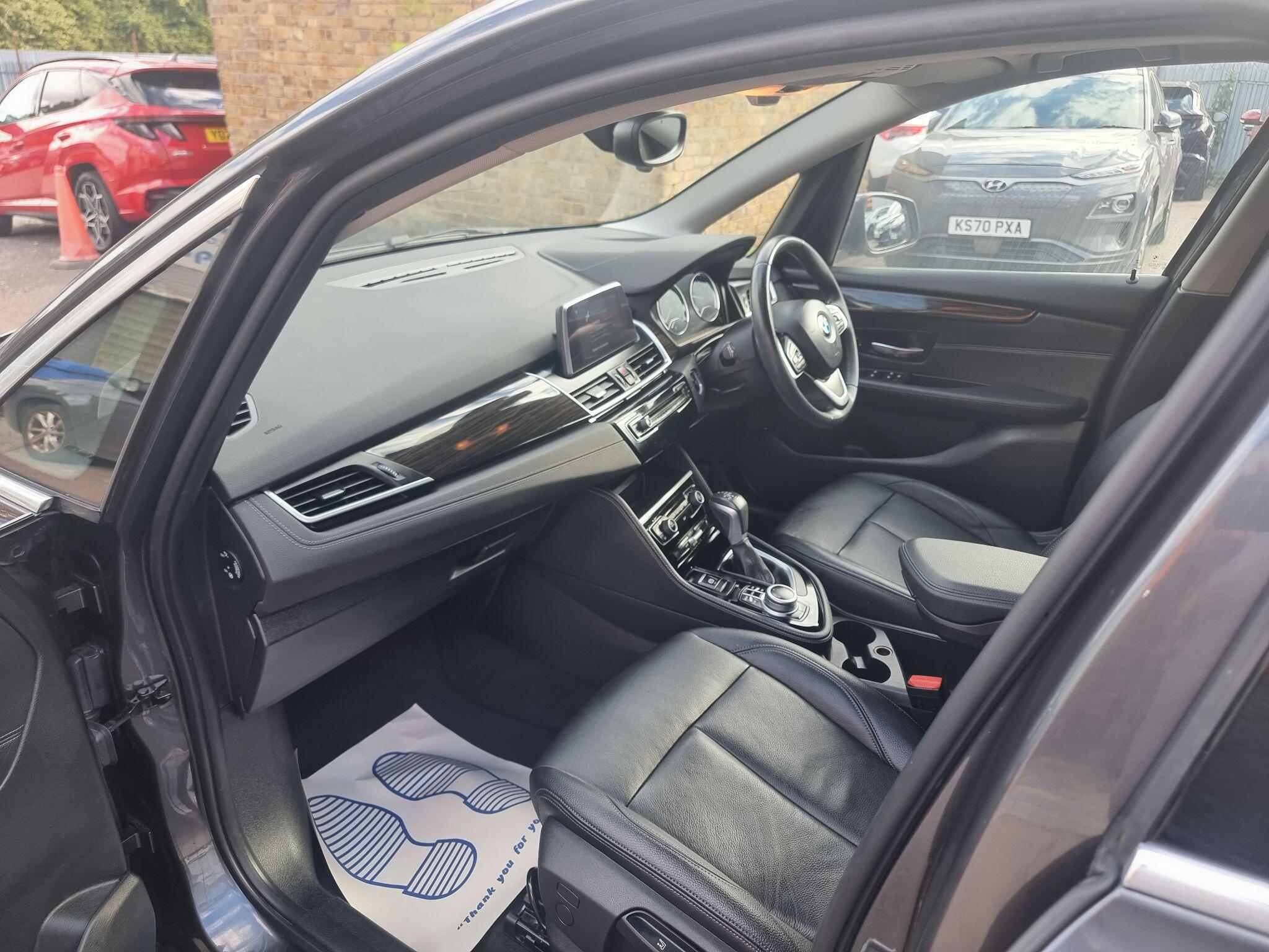 BMW 2 Series view 21