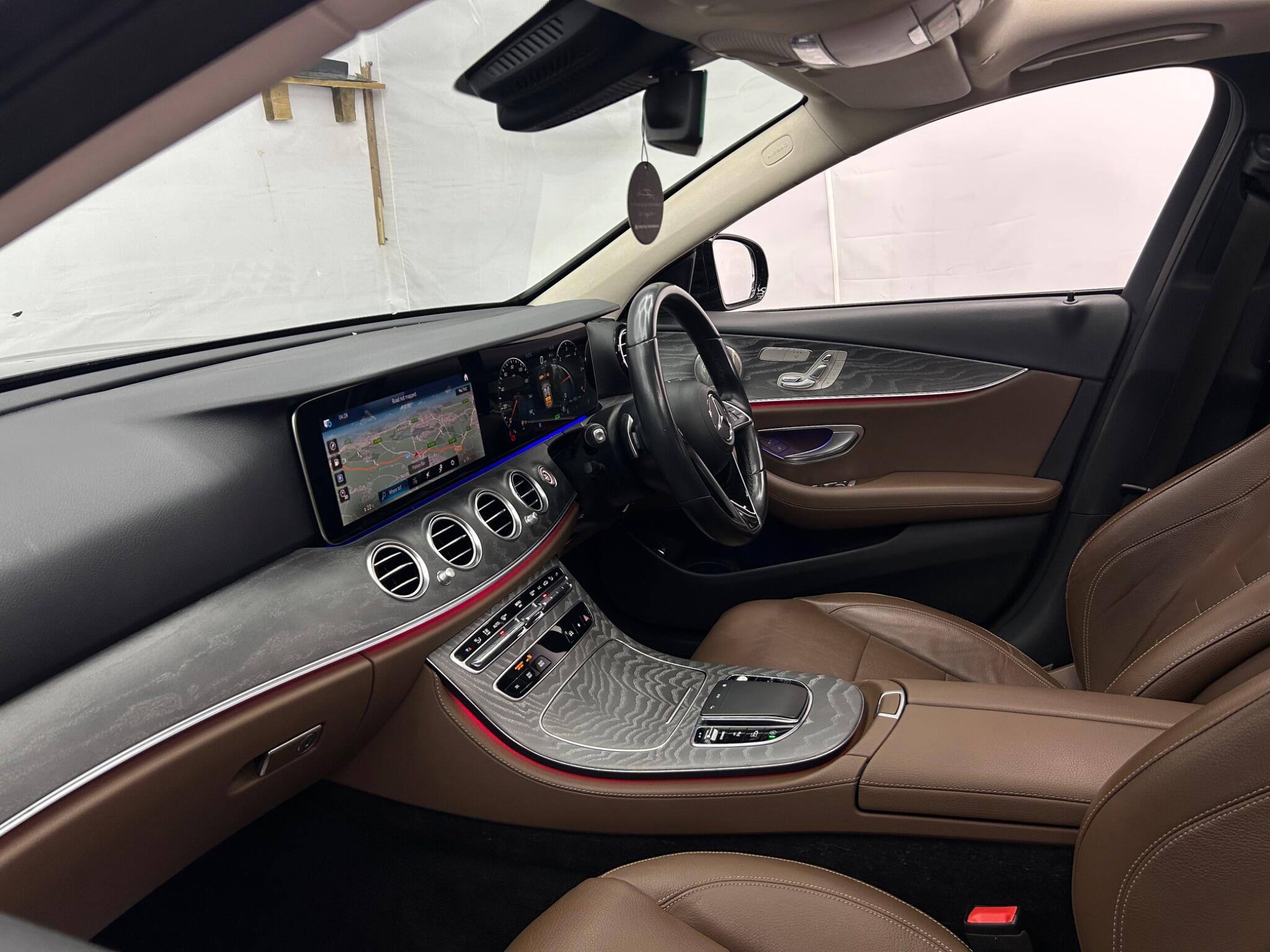 Mercedes-Benz E Class view 14