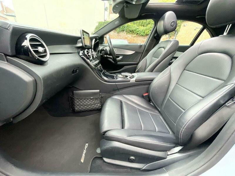 2015 Mercedes-Benz C Class image 28