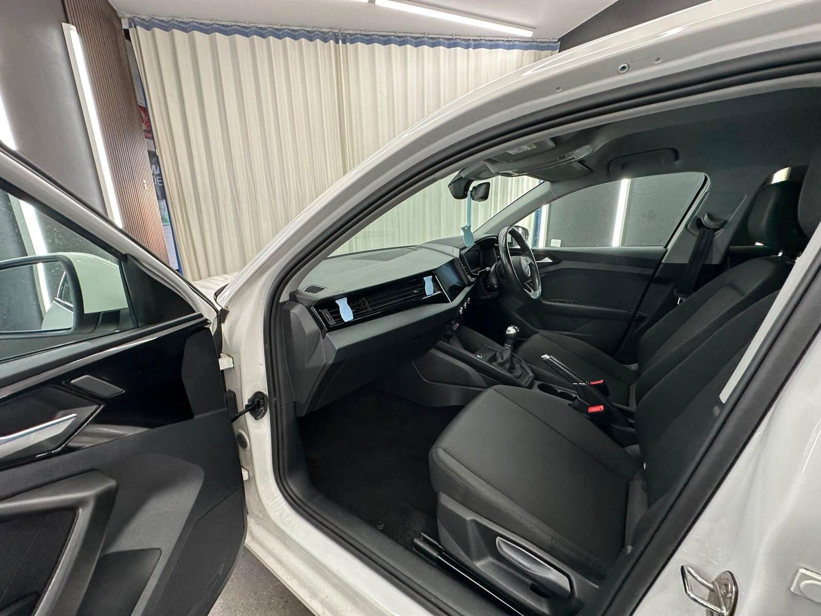 Audi A1 view 29