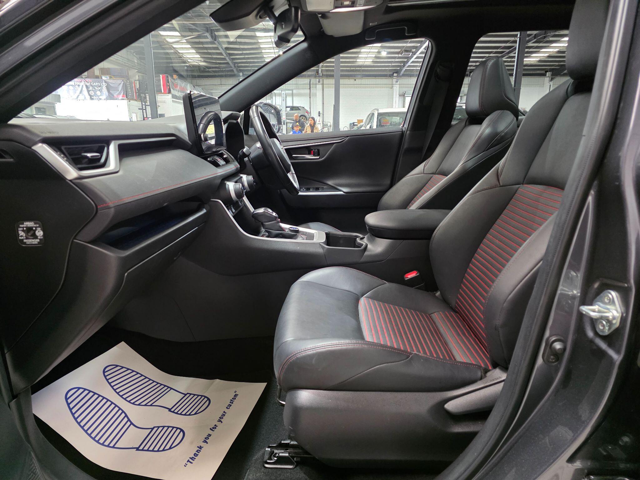 Toyota RAV4 view 26