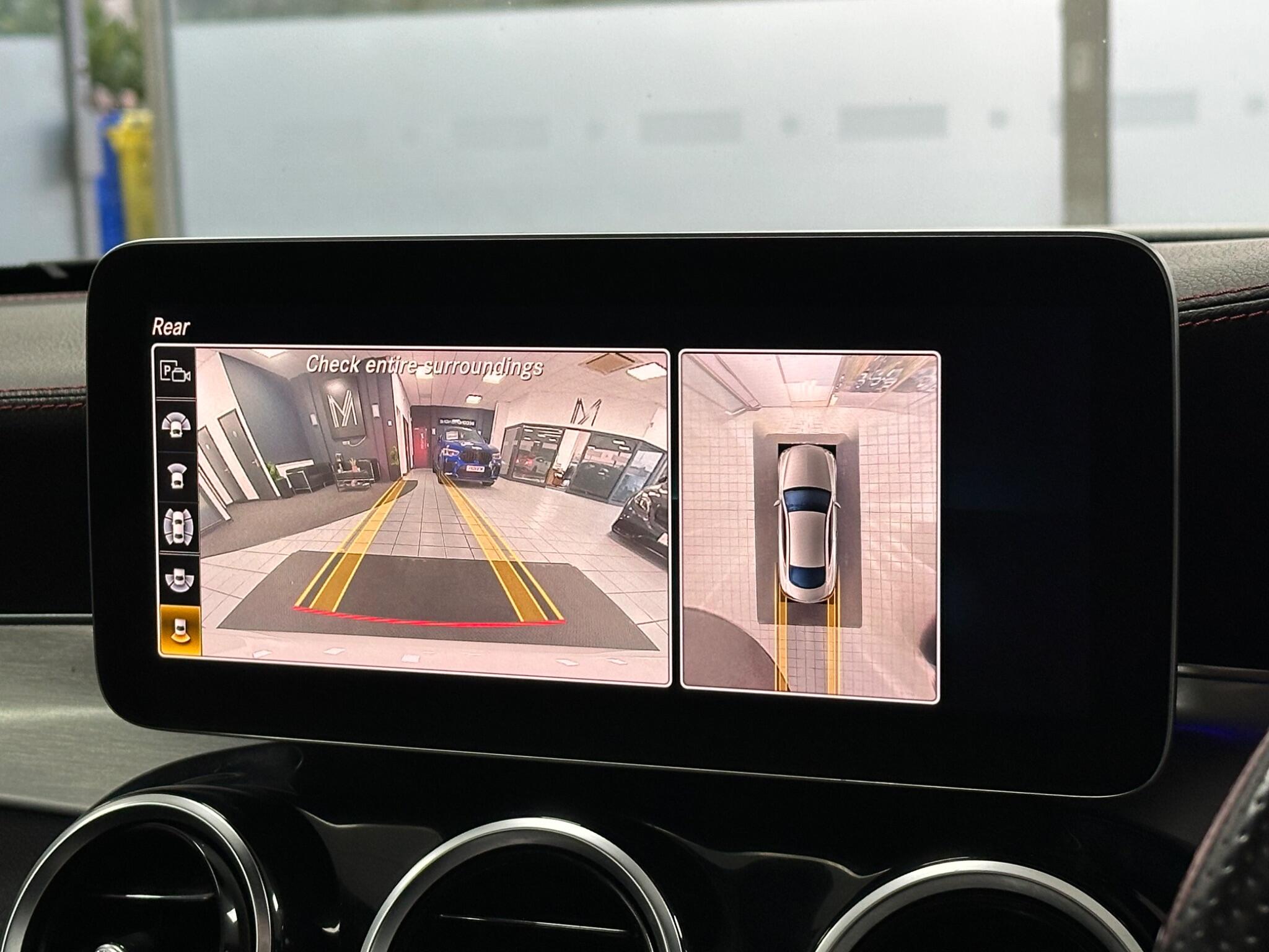 Mercedes-Benz C-Class view 33