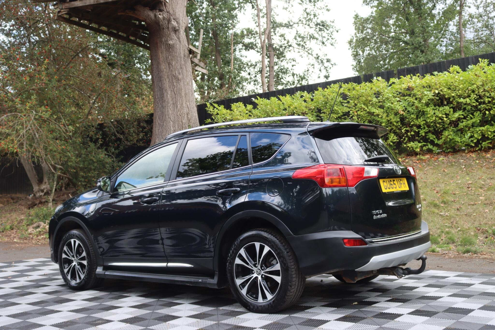 Toyota Rav4 view 18