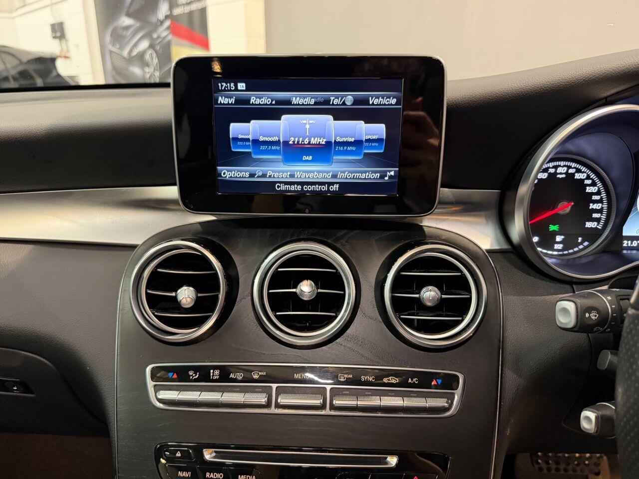 Mercedes-Benz GLC view 20