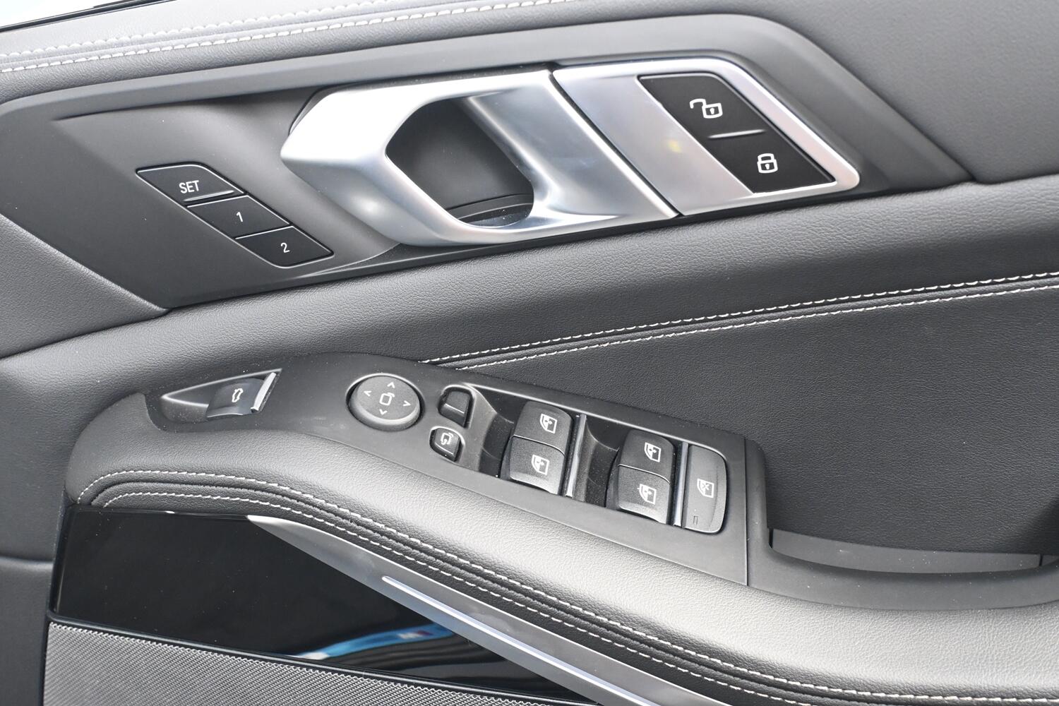 BMW X5 view 29