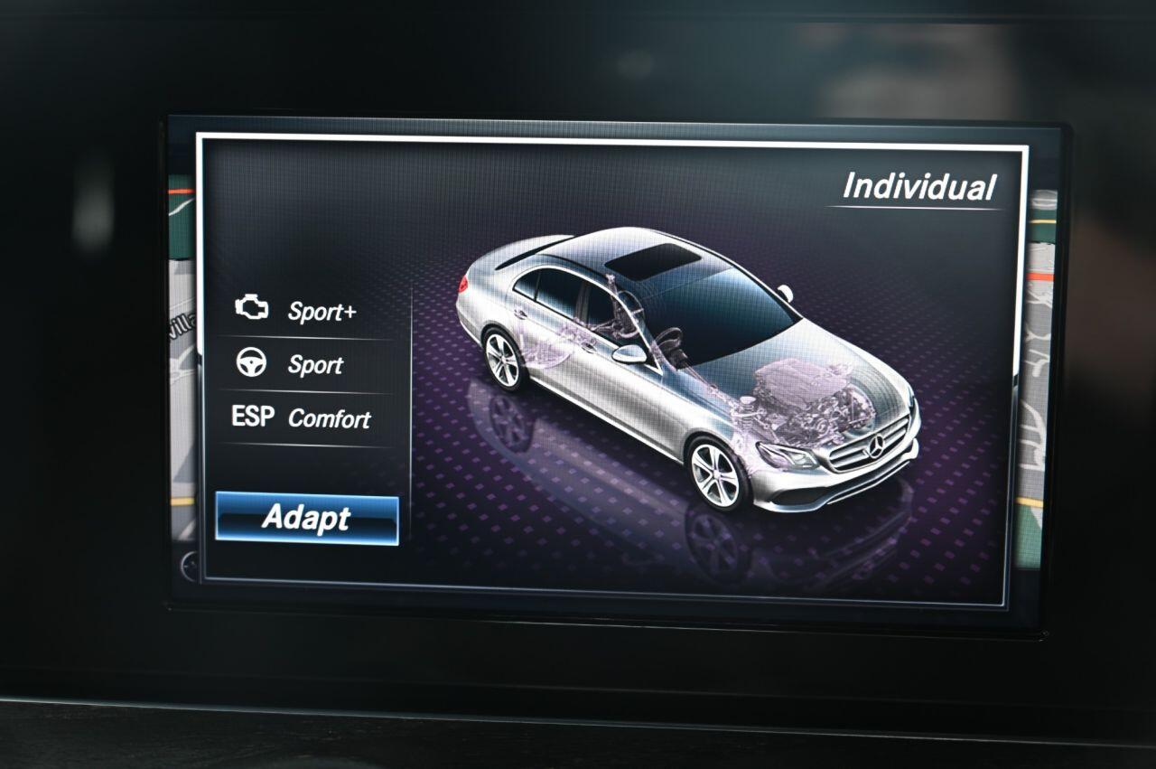 Mercedes-Benz E Class view 34