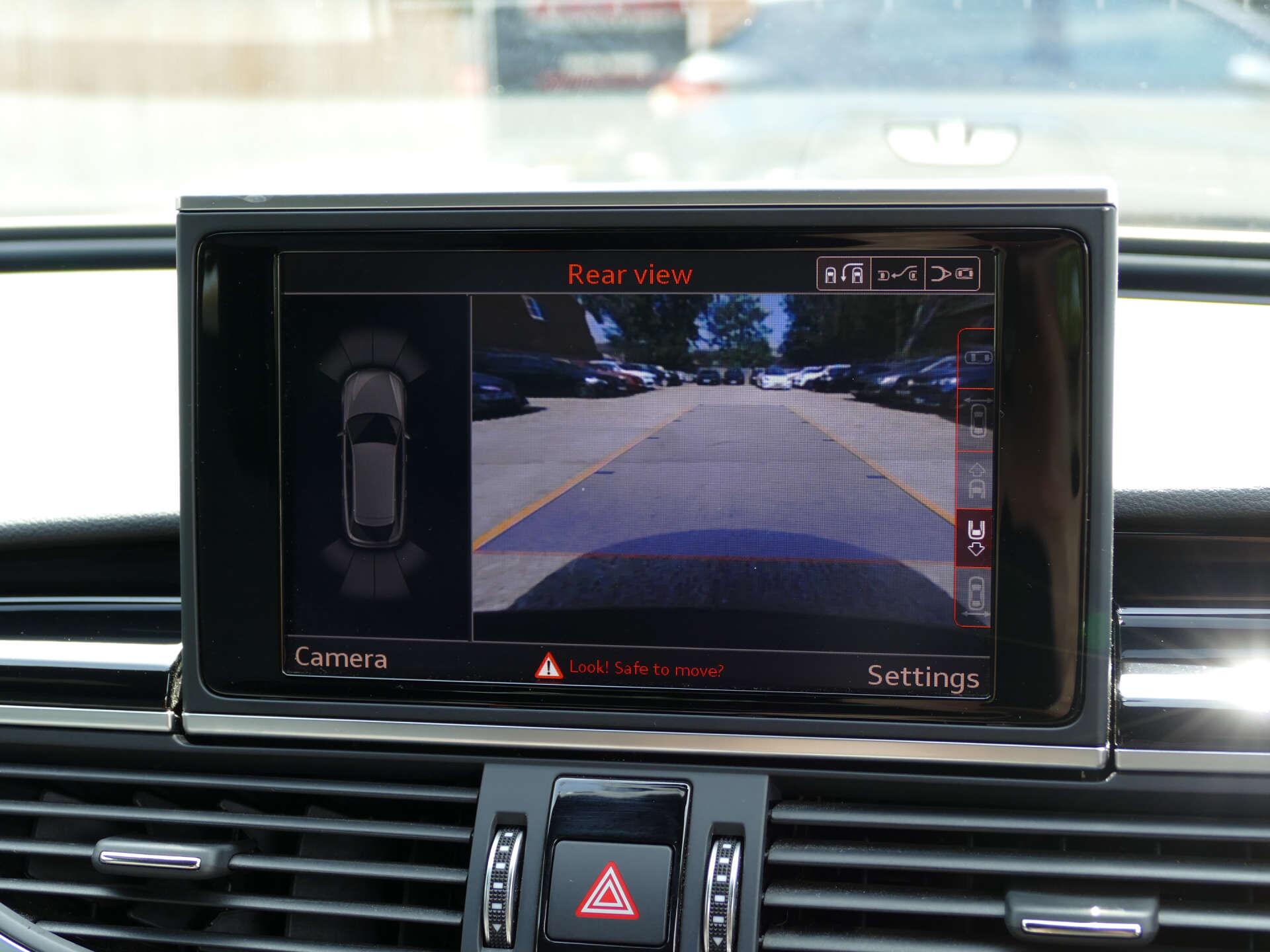 Audi RS6 Avant view 40