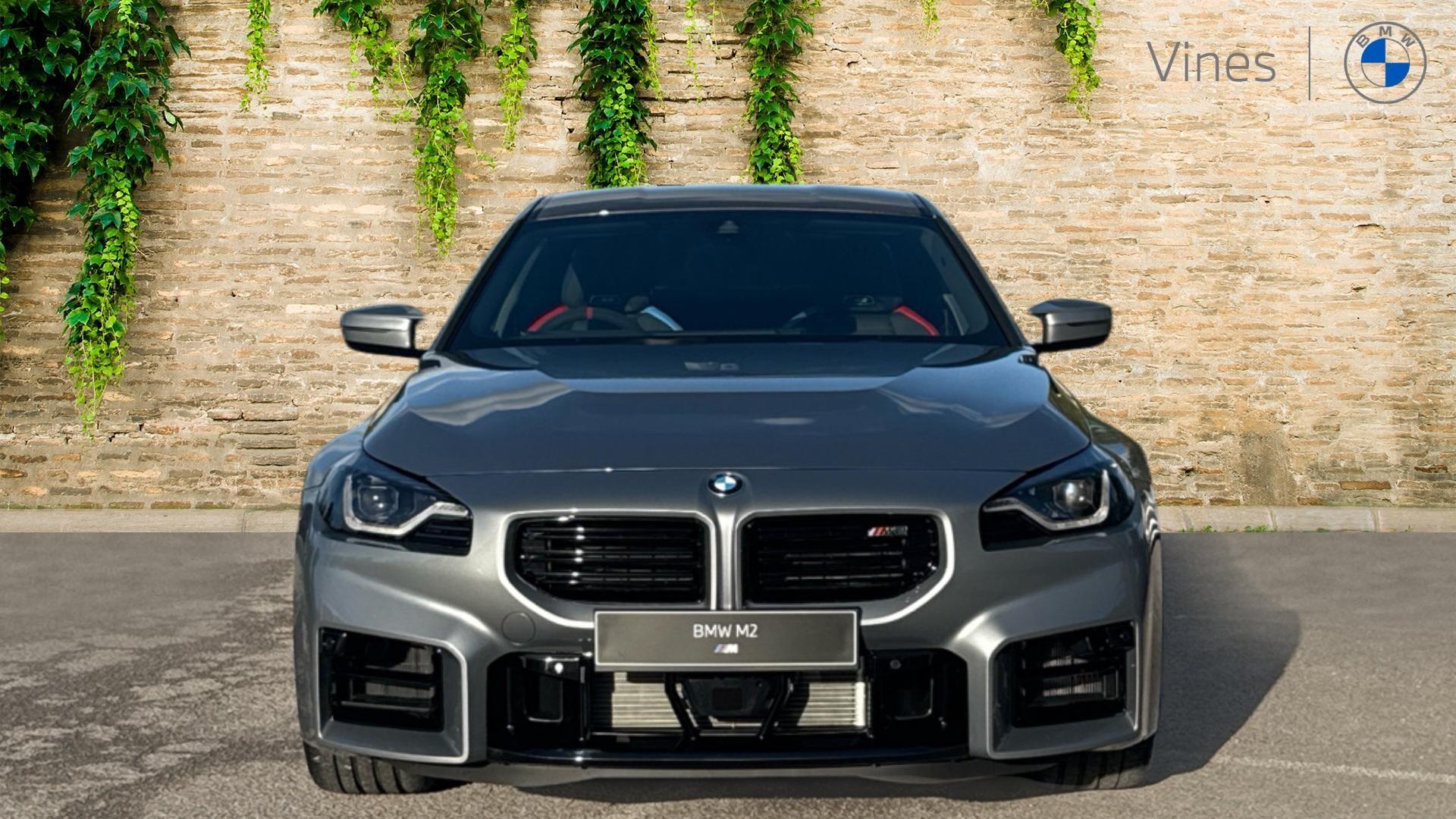 BMW M2 view 16